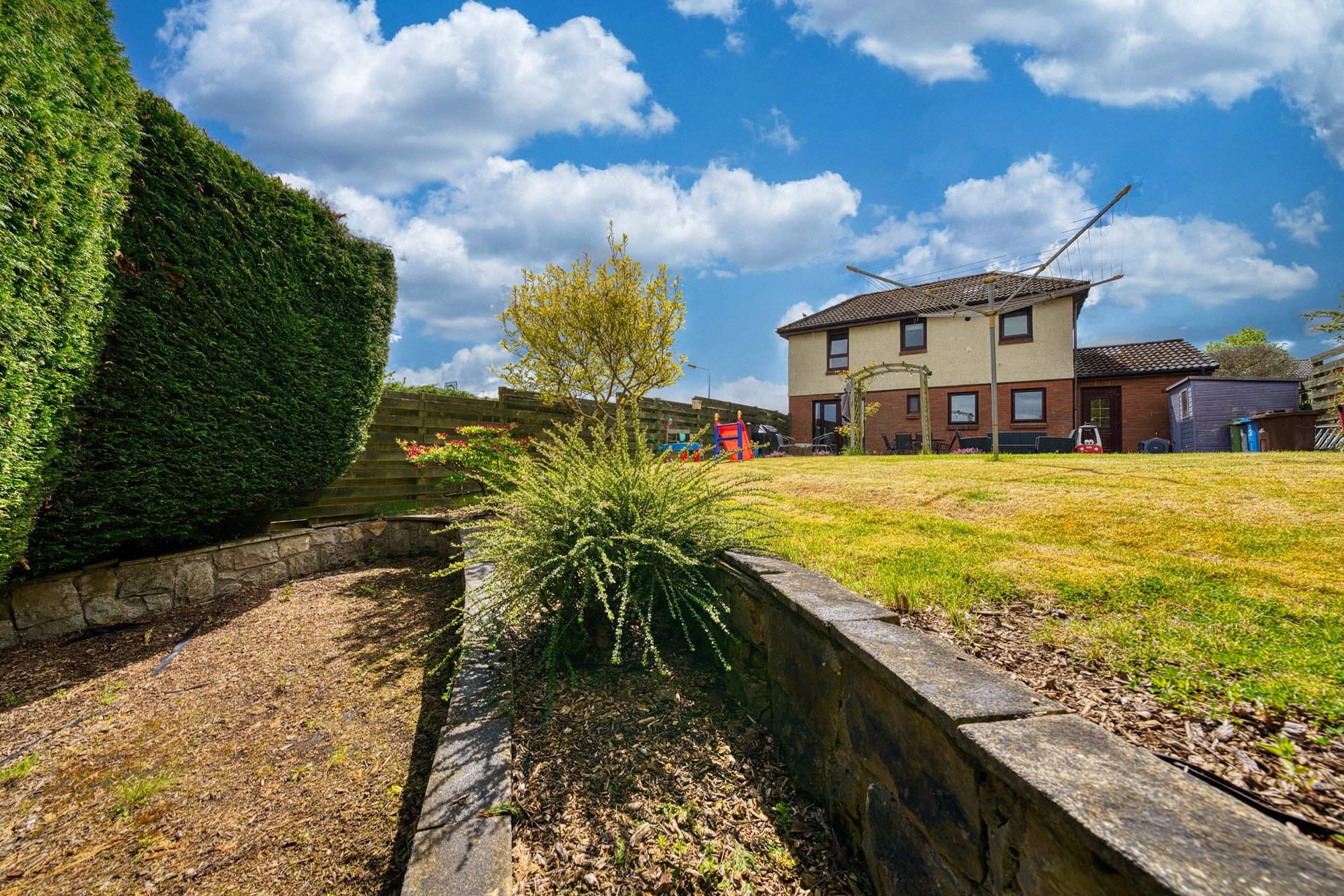 2 Lewis Place, Newton Mearns, Glasgow, G77 6TG - Picture #26