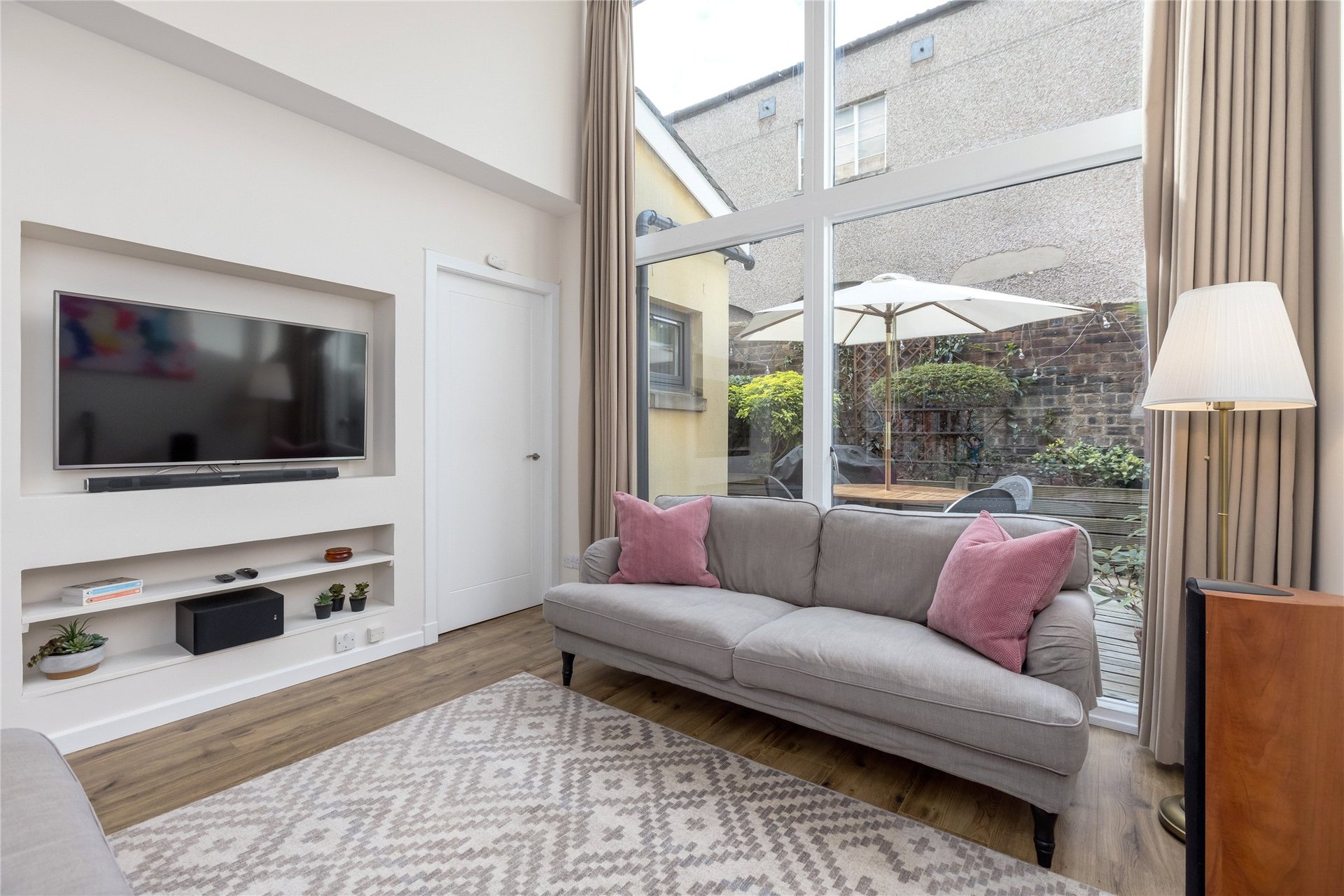 5 New Broughton, Broughton, Edinburgh, EH3 6PA - Picture #2