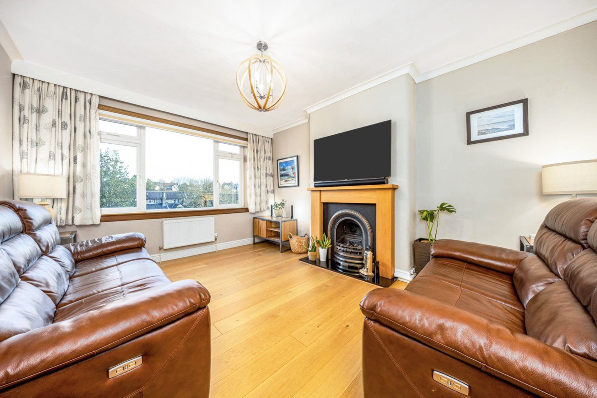 28 Buchanan Street, Milngavie, G62 8AN - Picture #3