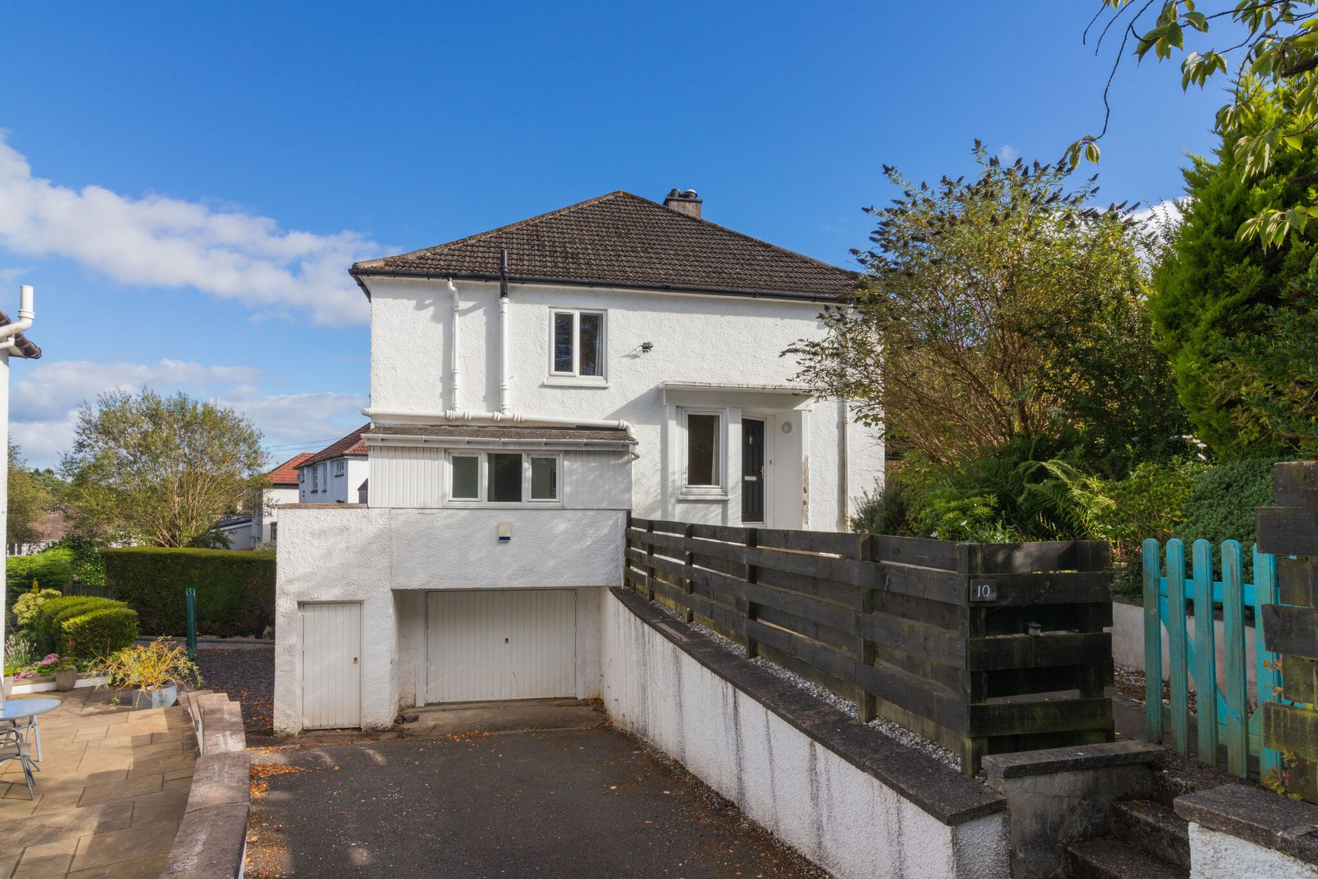 10 Thorn Drive, Bearsden, G61 4LT - Picture #2