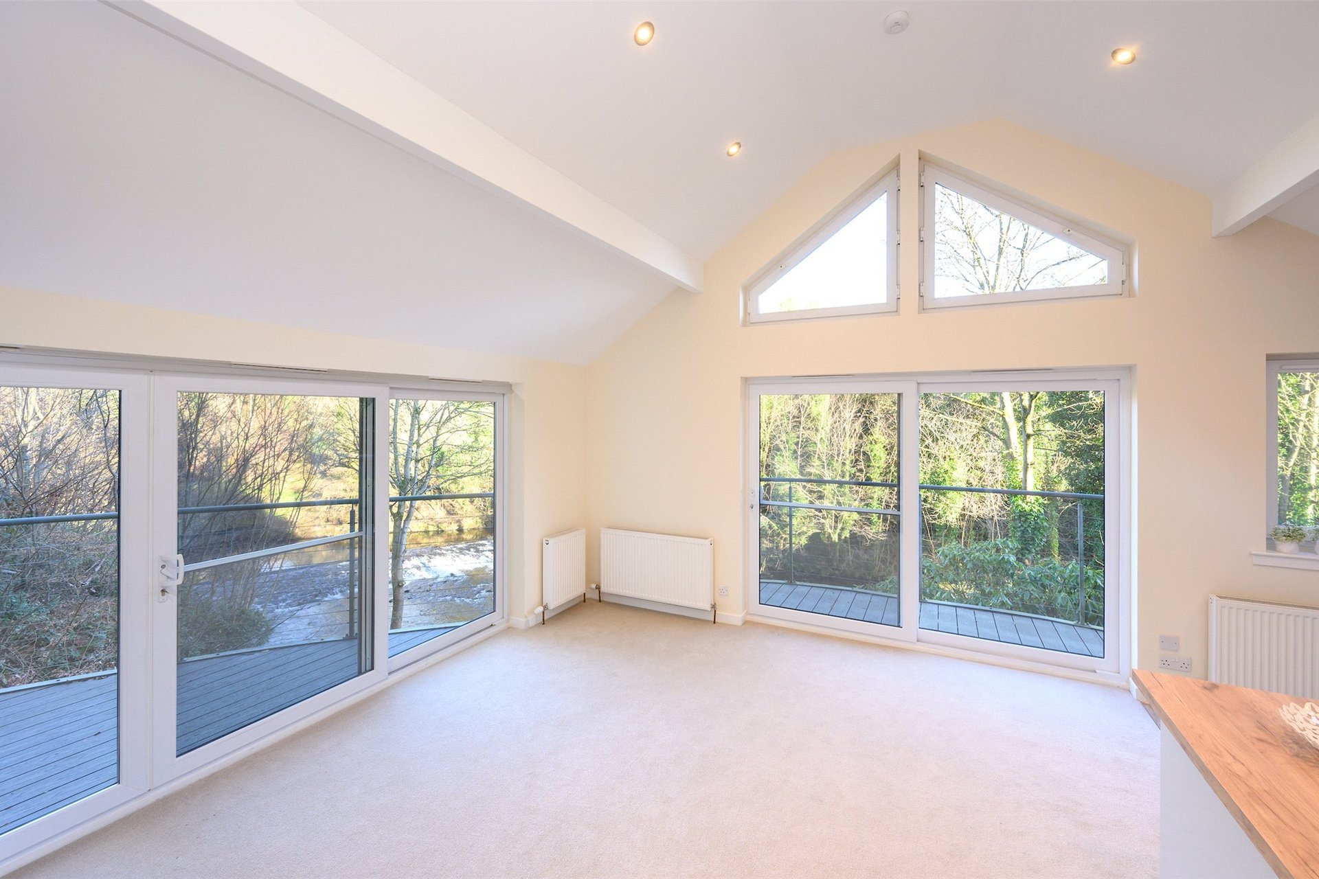 River Lodge, Almondbank, Perth, Perth and Kinross, PH1 3NW - Picture #4