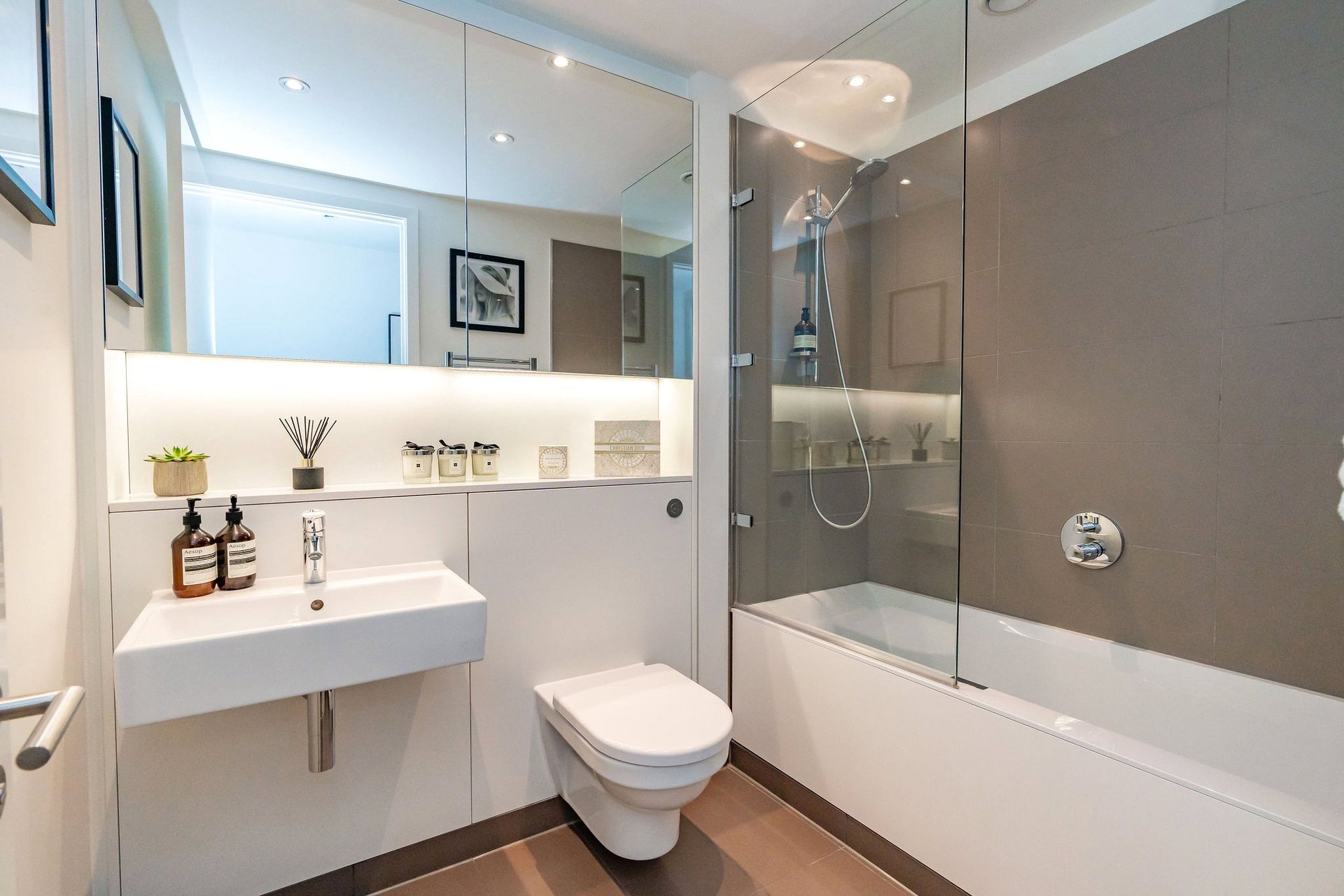 Flat 40, 7 Simpson Loan, Edinburgh, EH3 9GU - Picture #6