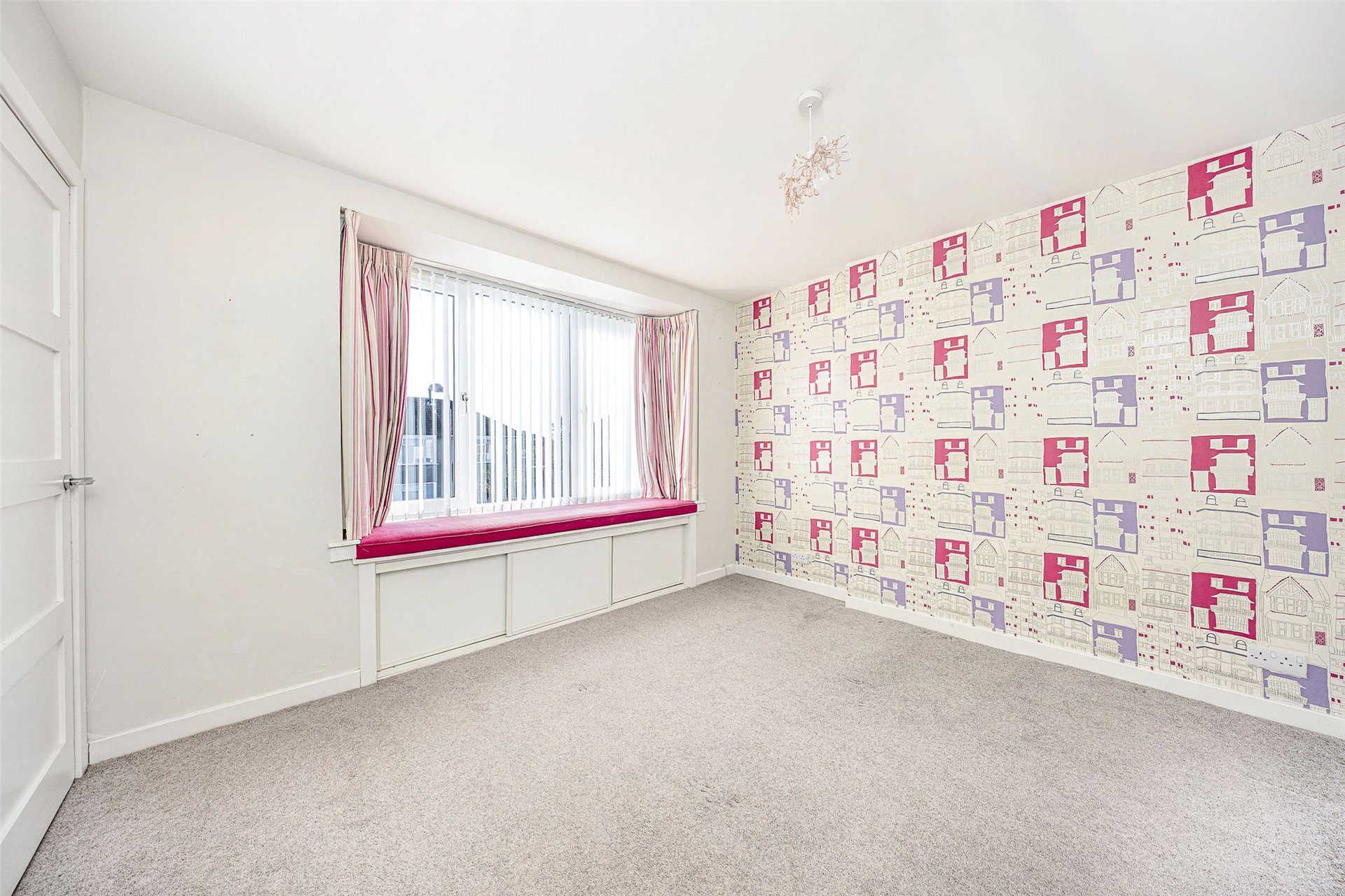 18 Braeside Avenue, Milngavie, G62 6LH - Picture #25