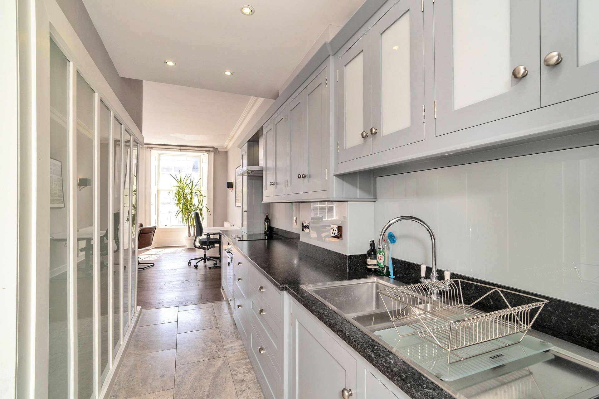 9/4 Darnaway Street, Edinburgh, Midlothian, EH3 6DW - Picture #9