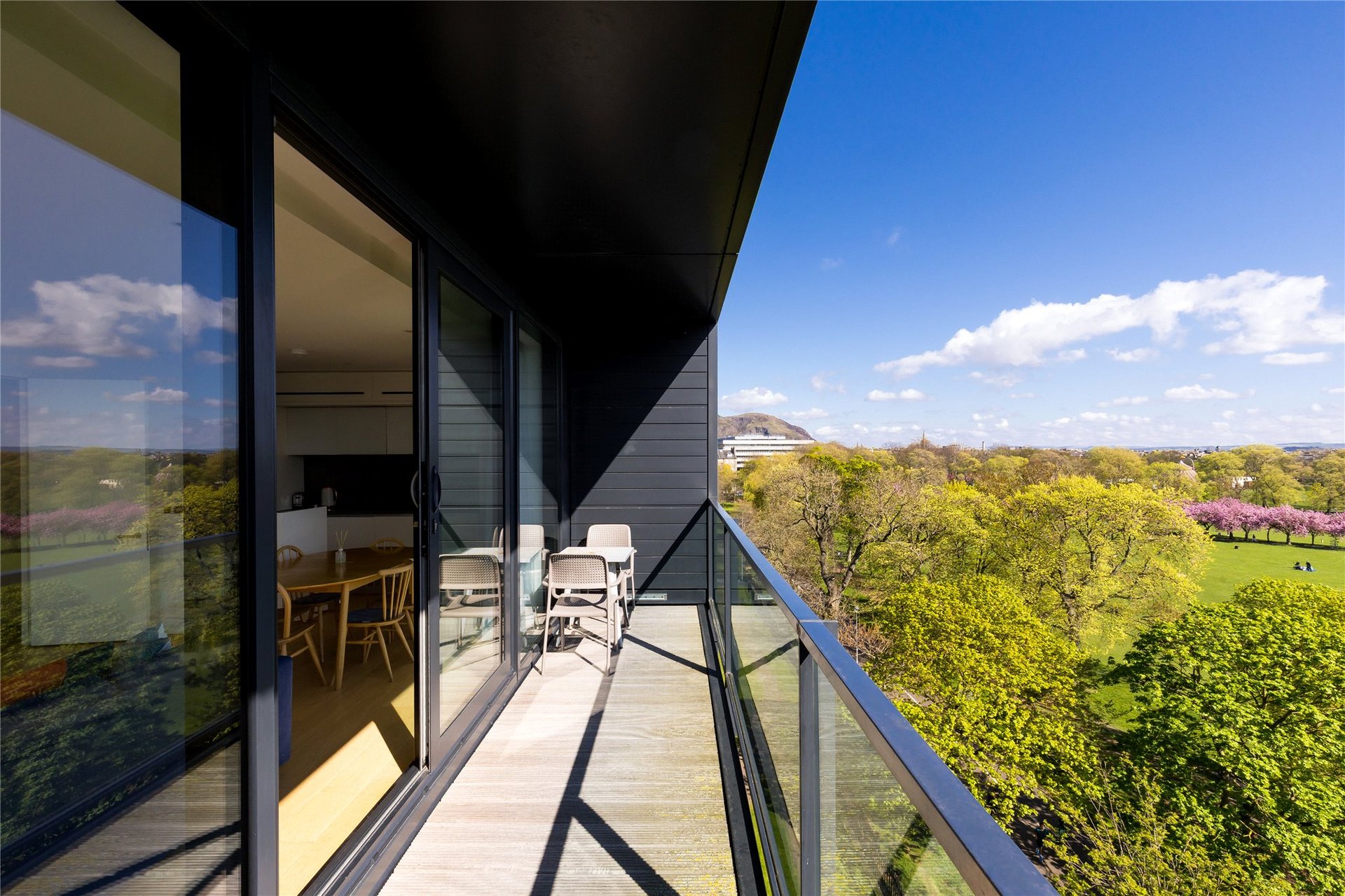 Flat 29, 11 Simpson Loan, Edinburgh, EH3 9GR - Picture #8