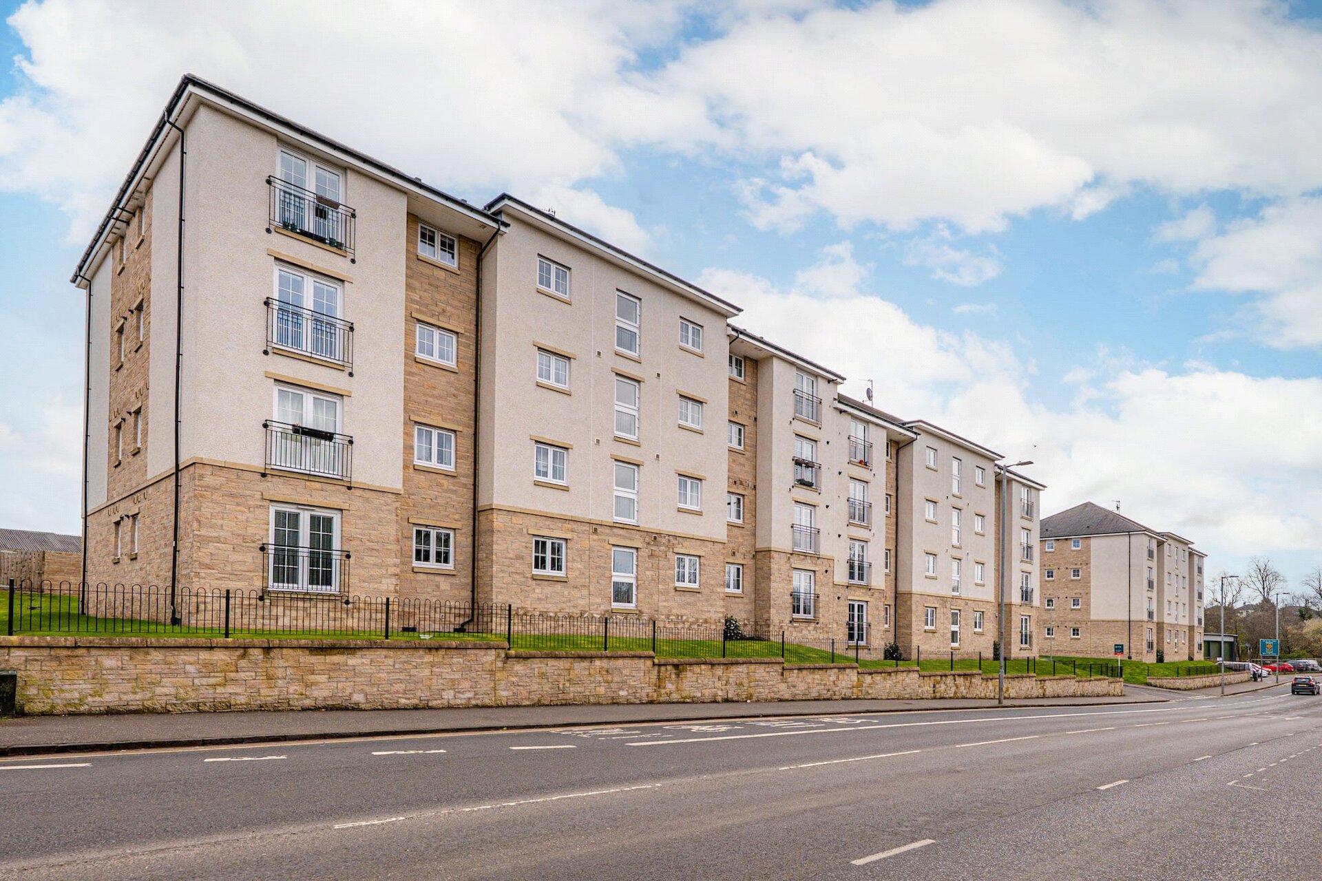 Flat 1/1, 233B, Thornliebank Road, Thornliebank, Glasgow, Glasgow City, G46 7RG - Picture #1