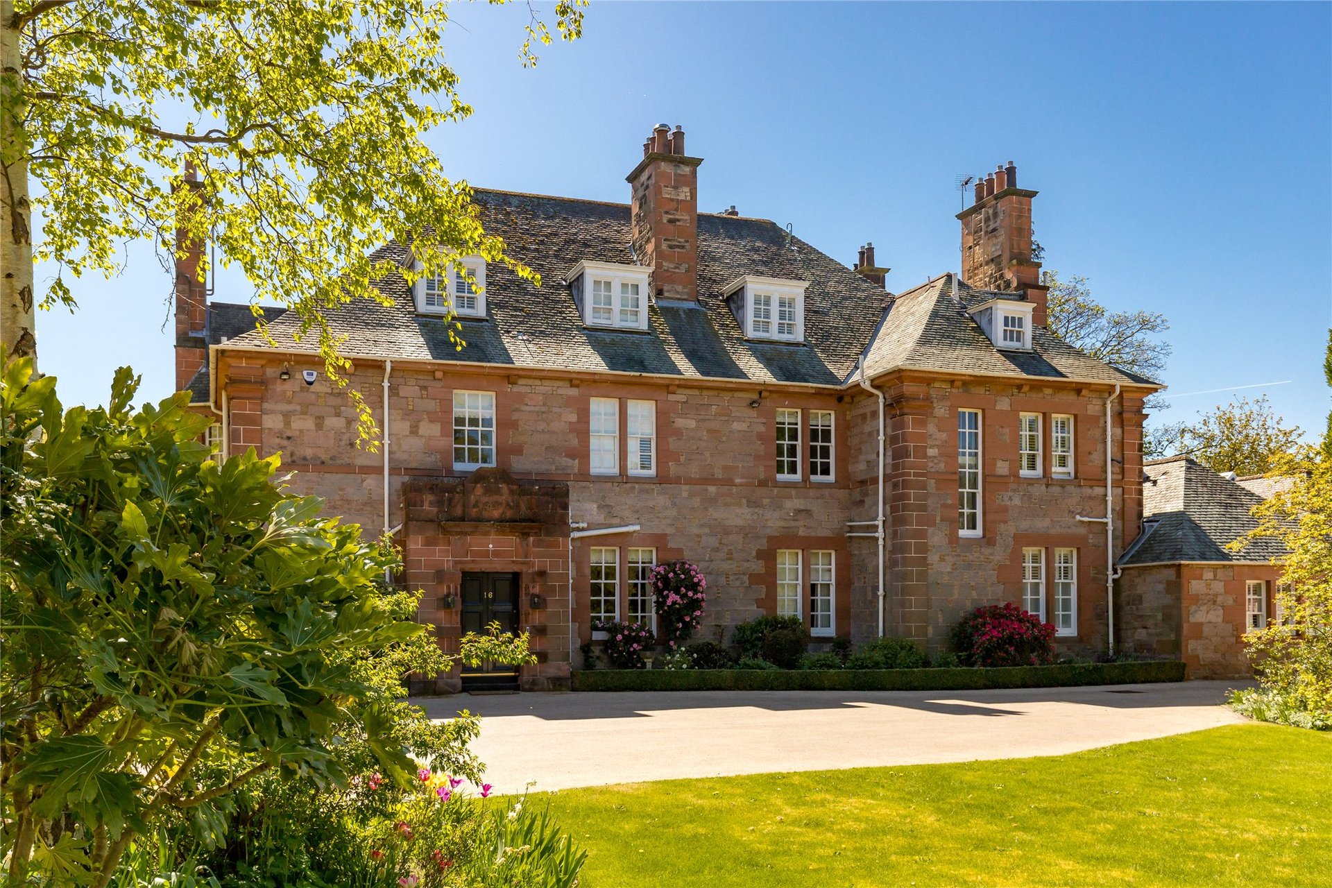 Drumearn, 16 Hermitage Drive, Edinburgh, EH10 6BZ - Picture #4