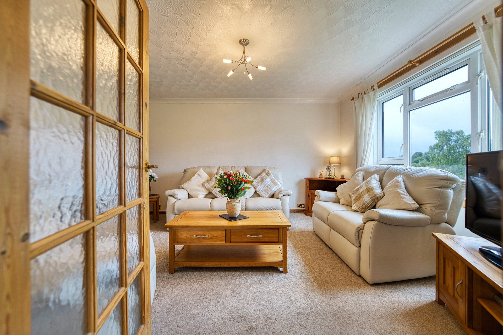 58 Craigielea Crescent, Milngavie, G62 7PP - Picture #3