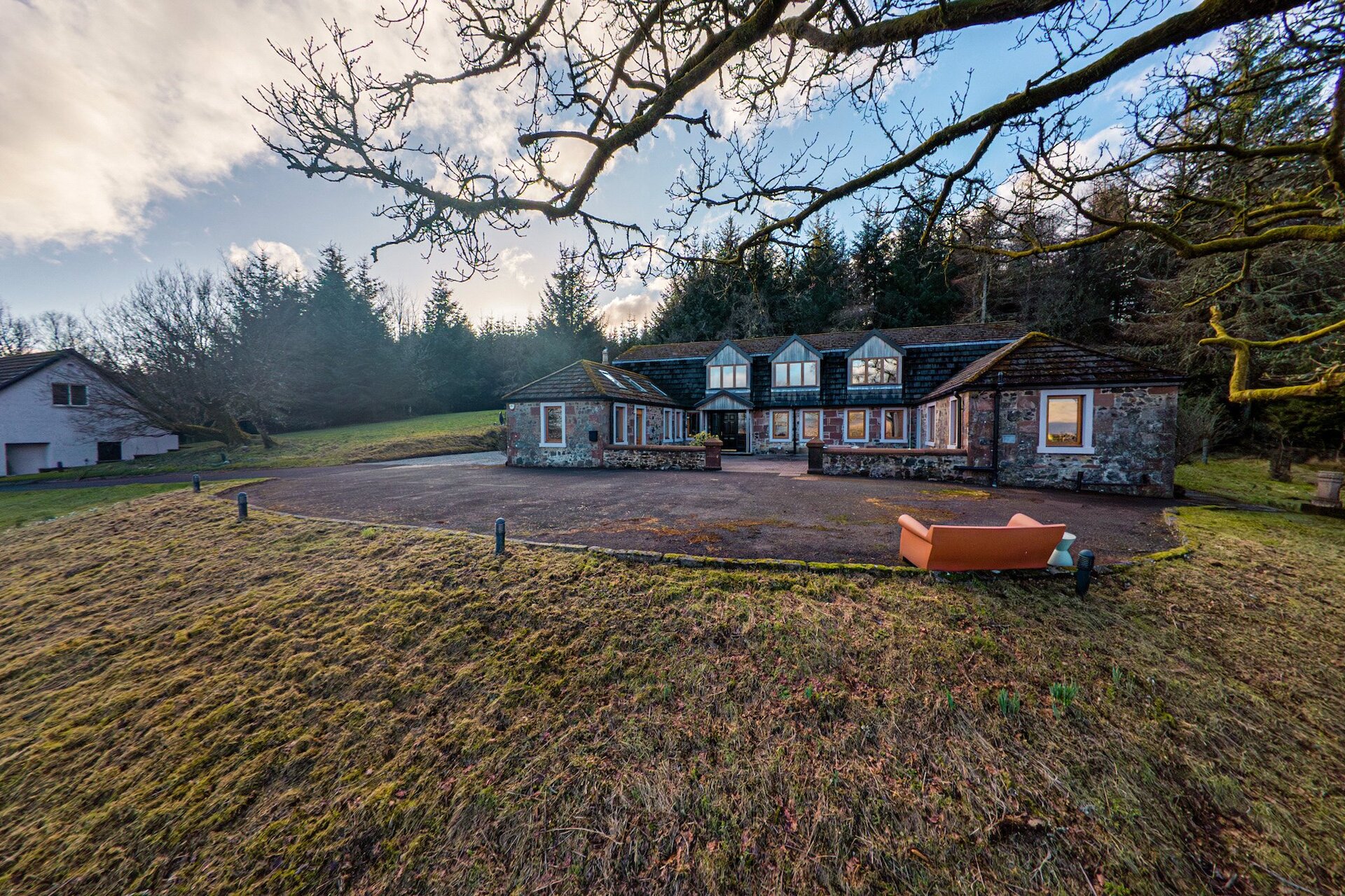 Courtyard Cottage, Blanefield, Stirlingshire, G63 9AX - Picture #1
