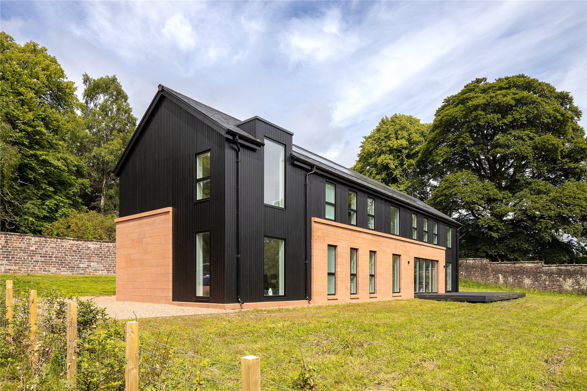 Dualt Mor, Killearn, Glasgow, Stirlingshire, G63 9QH - Picture #1