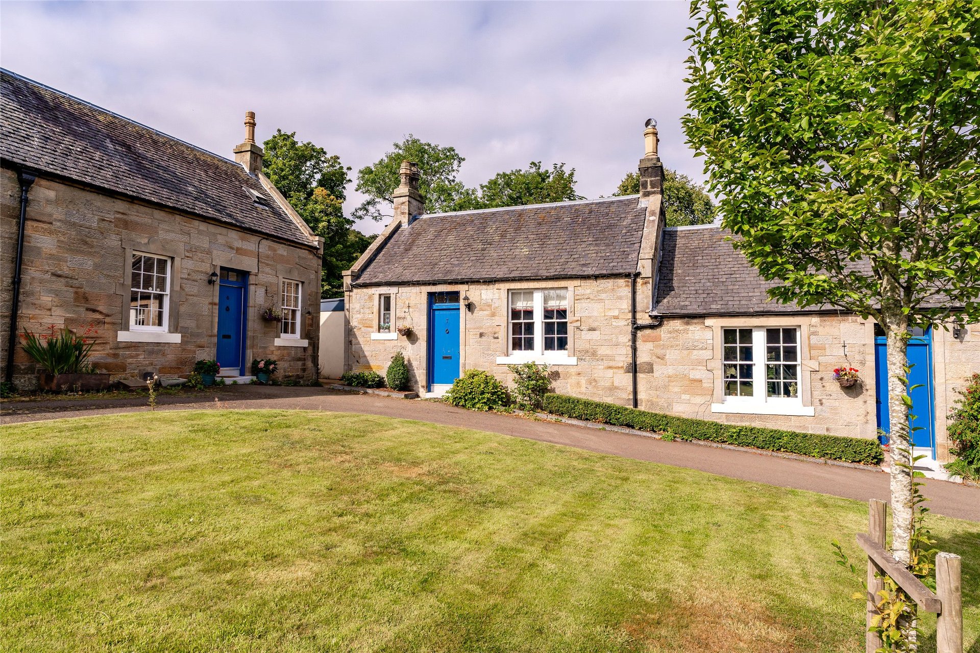 7 Swanston Village, Edinburgh, Midlothian, EH10 7DT - Picture #2