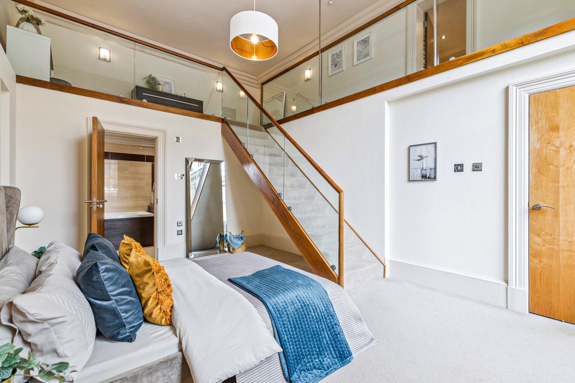 First Floor, 2 Park Terrace, Park, Glasgow, G3 6BY - Picture #24