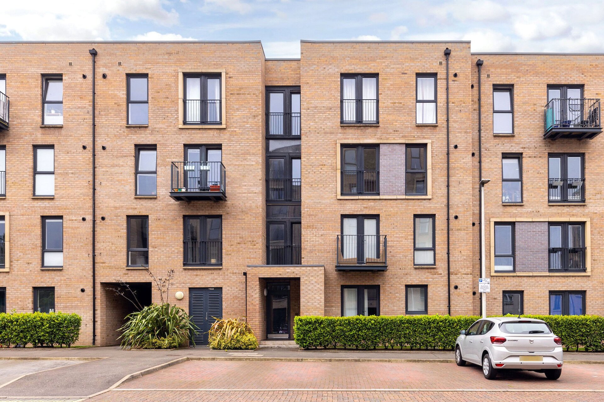 Flat 1, 7 Elsie Inglis Way, Edinburgh, Midlothian, EH7 5FQ - Picture #1