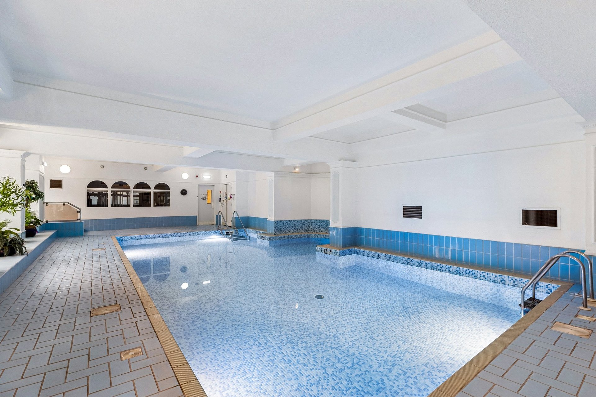 8 Ravenscourt, Thorntonhall, Glasgow, G74 5AZ - Picture #32