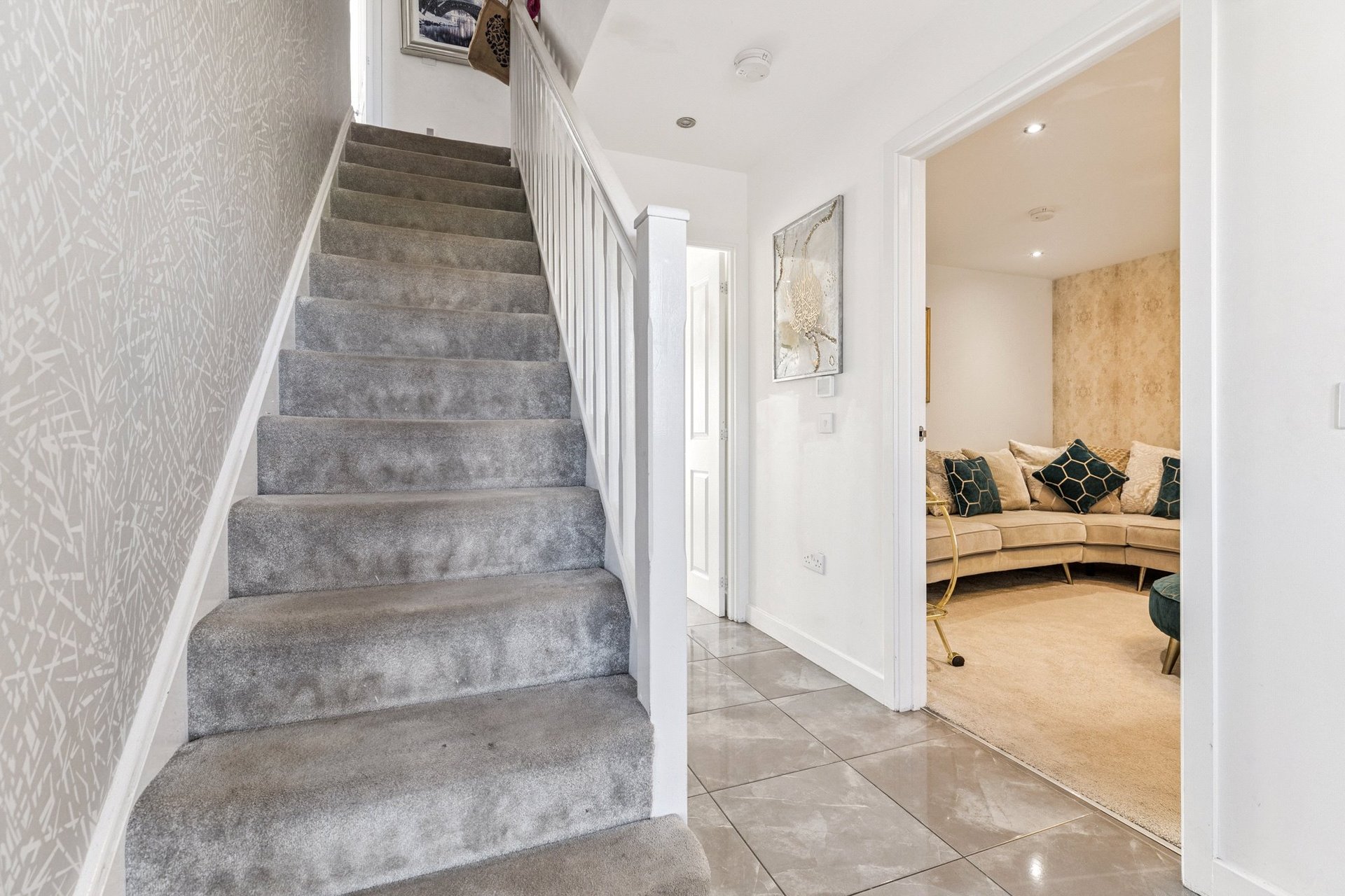 7 Callanish Crescent, Maidenhill, Glasgow, G77 5WT - Picture #4