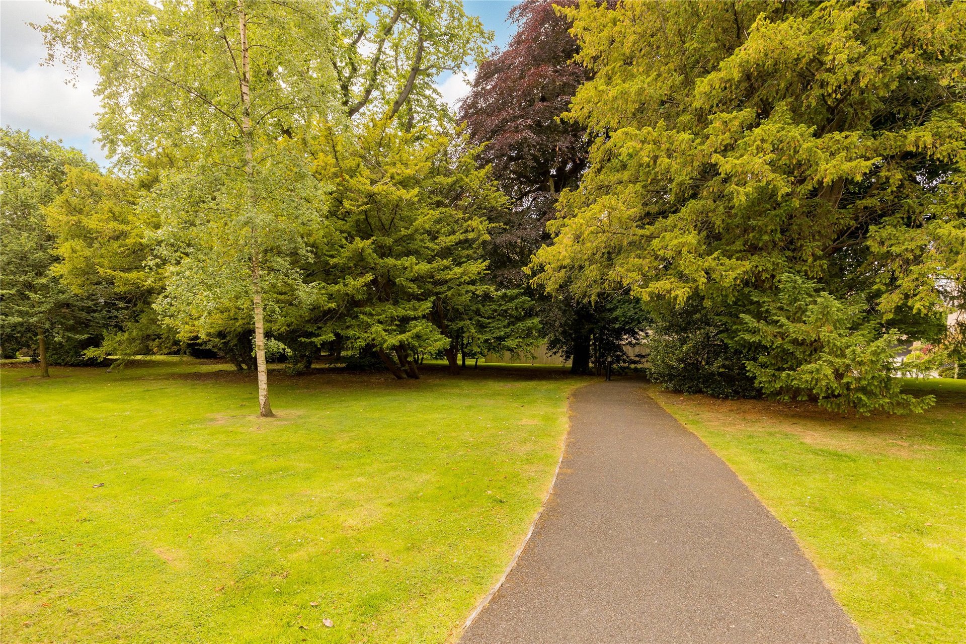 12 Larkfield Gardens, Edinburgh, EH5 3QA - Picture #19