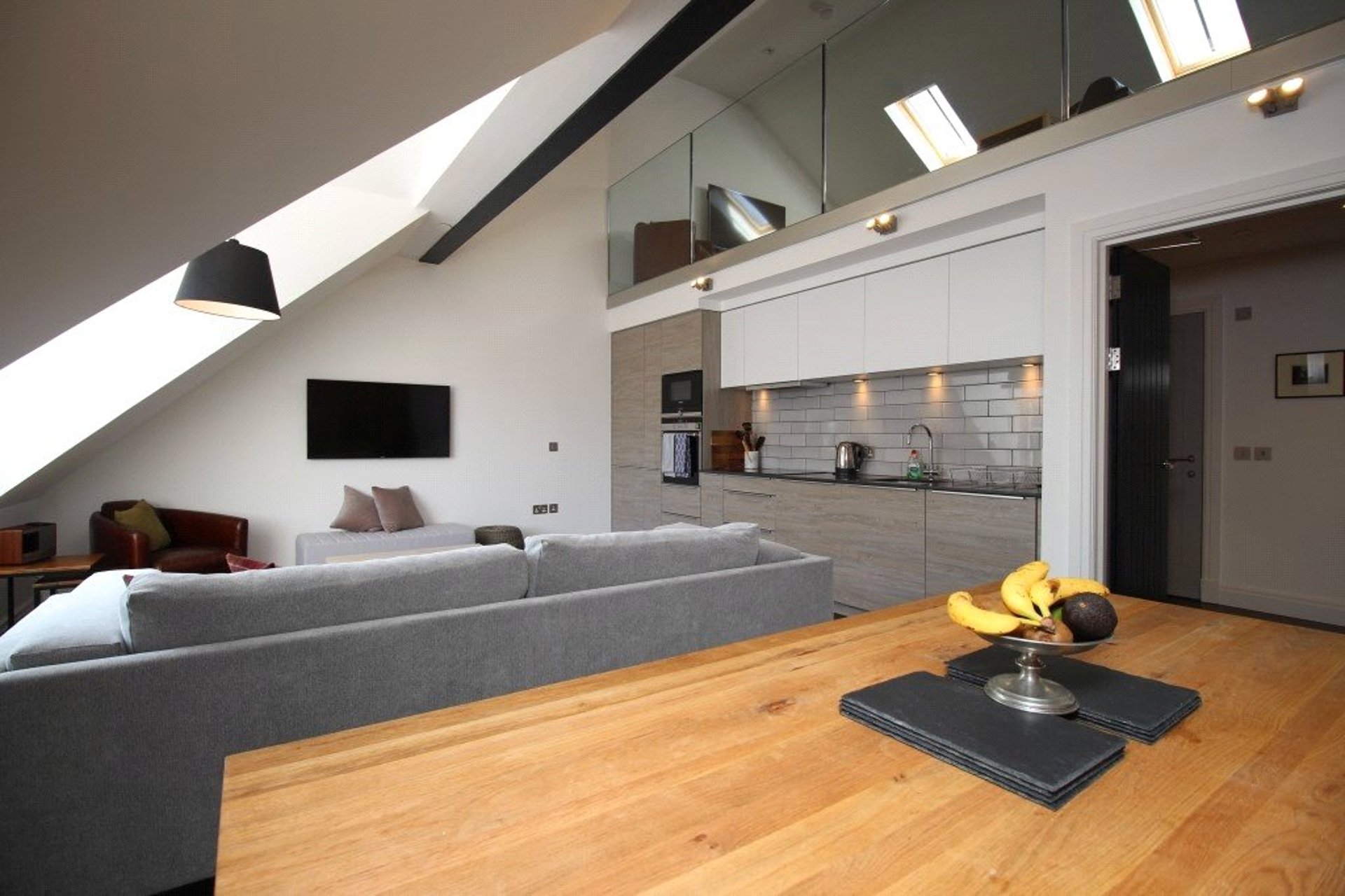 Flat 6, 2 Castle Street, Edinburgh, EH2 3AT - Picture #5