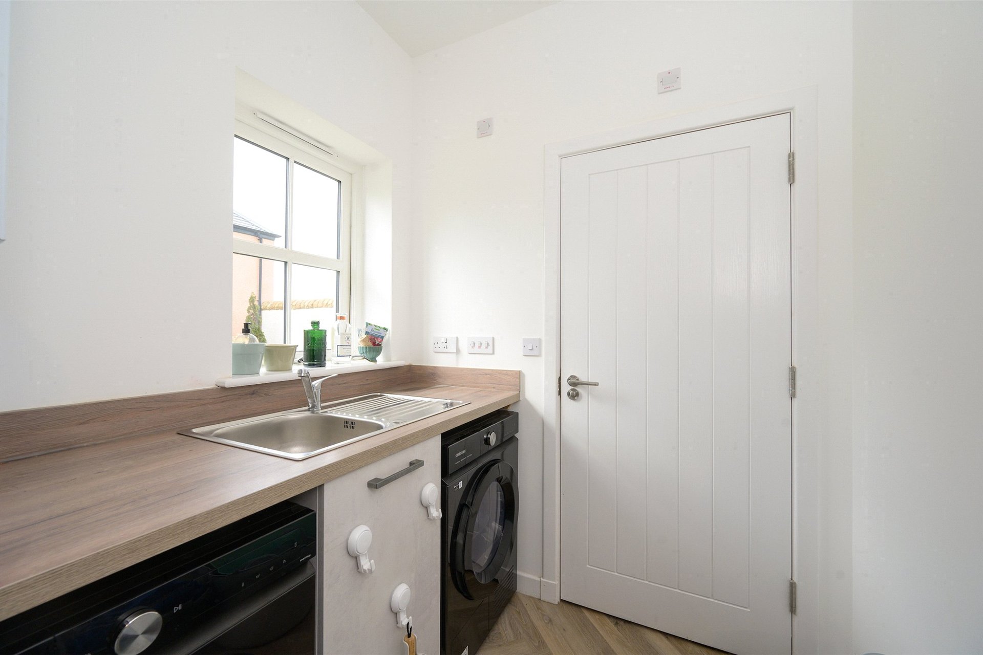 1 Queens Road, Longniddry, East Lothian, EH32 0FG - Picture #8