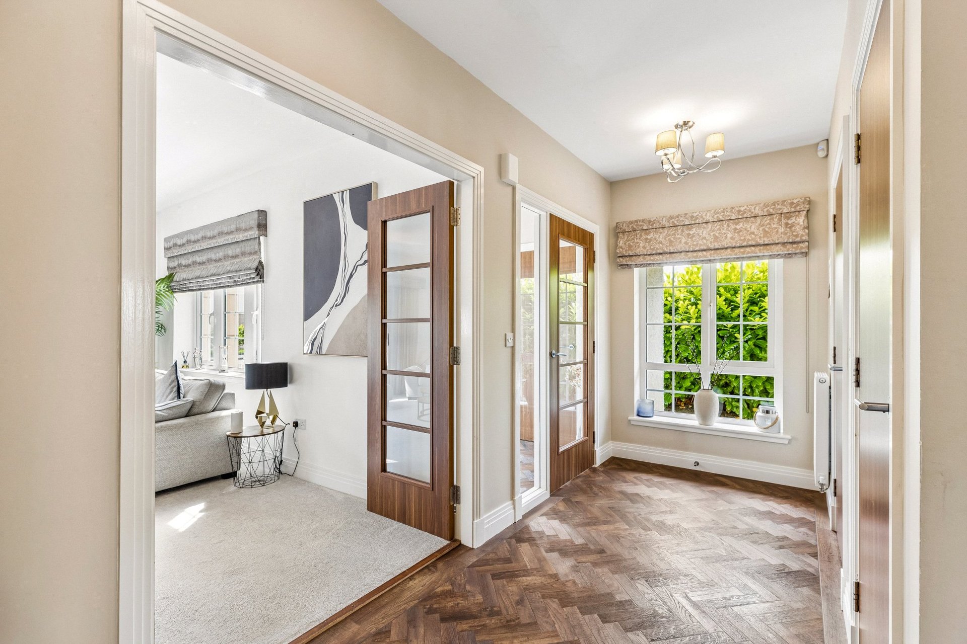 1 Grant Place, Bearsden, G61 3FA - Picture #9
