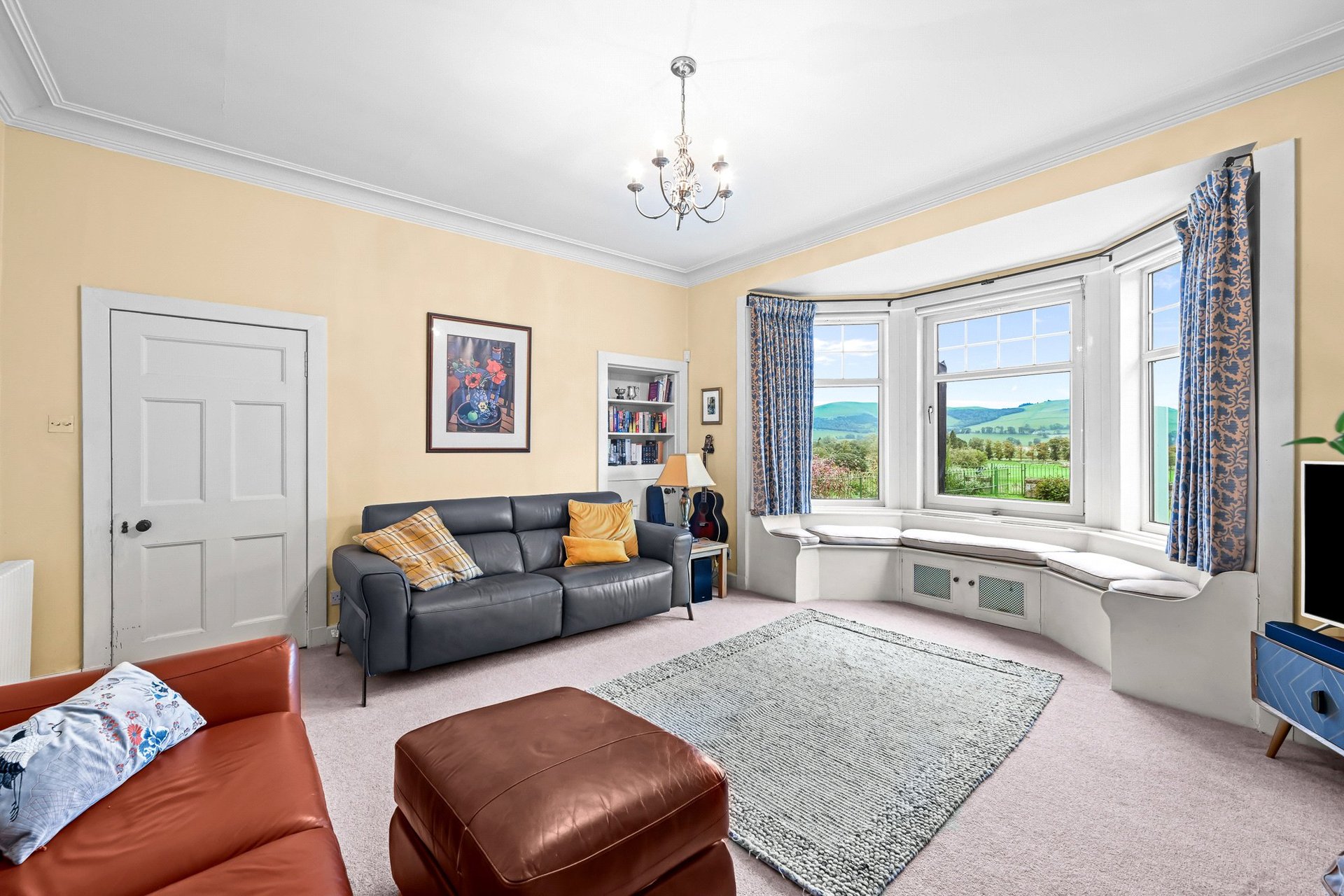 12 Southcroft Road, Biggar, South Lanarkshire, ML12 6AJ - Picture #4