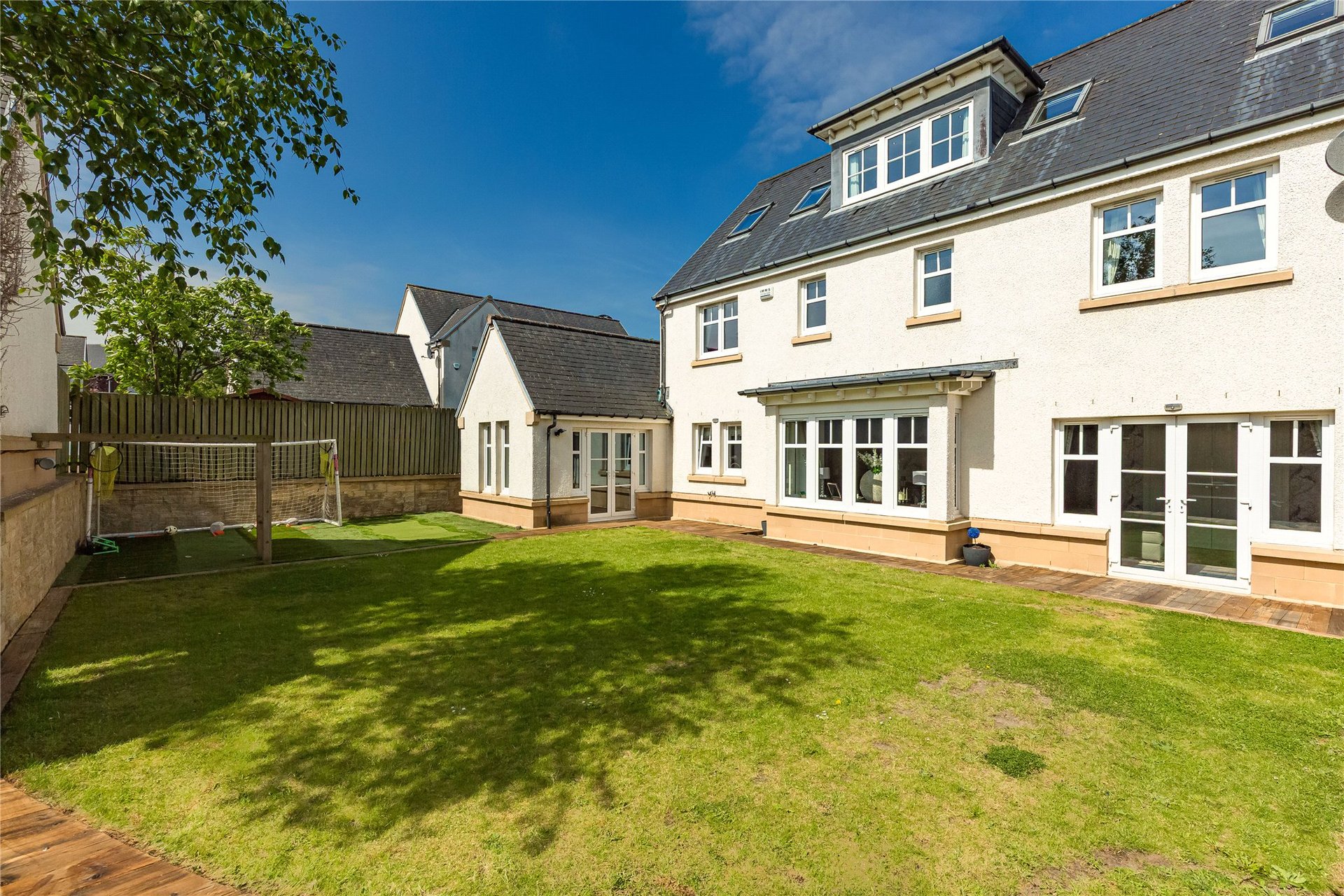18 Brighouse Park Drive, Edinburgh, EH4 6QG - Picture #34