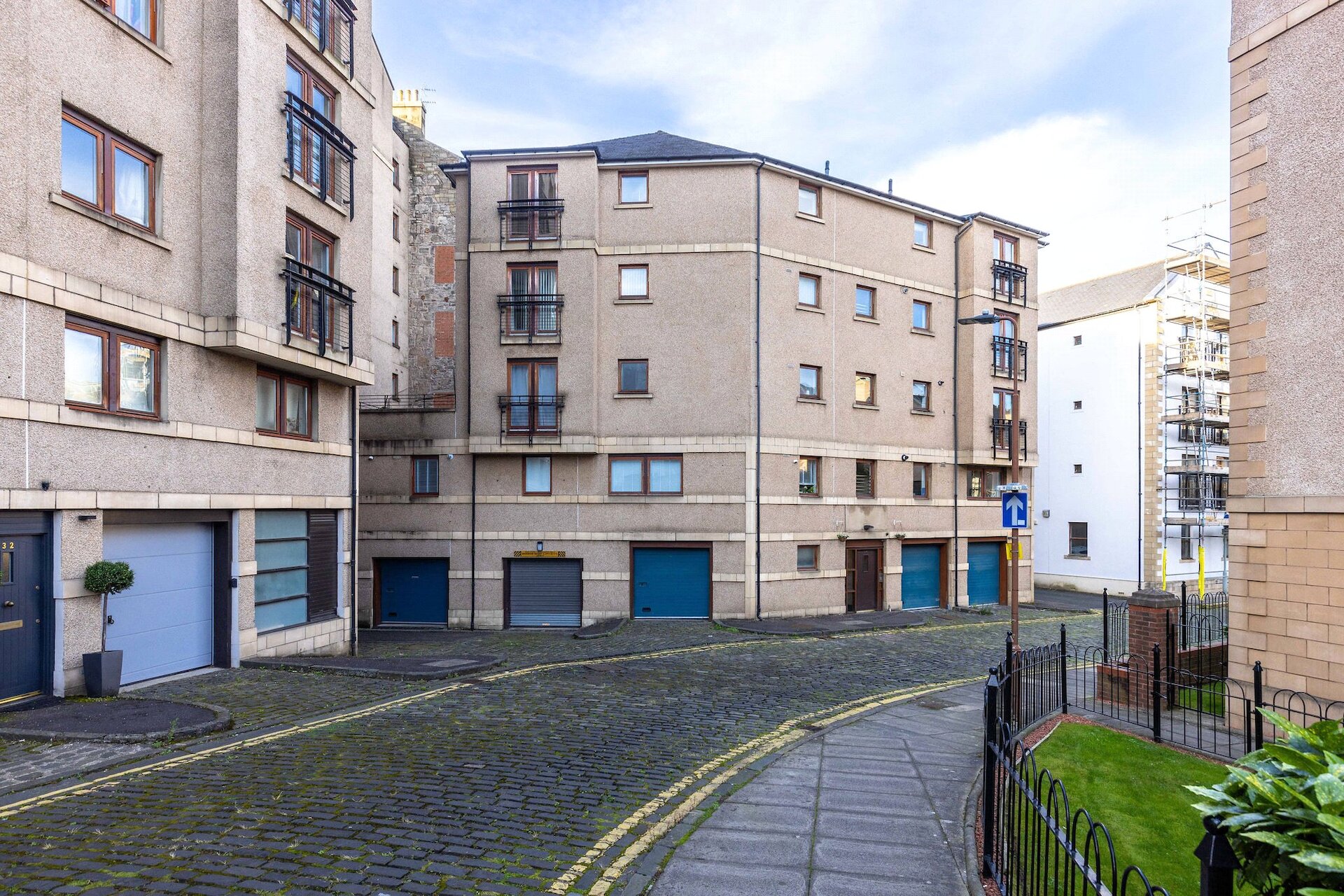 20/4 West Silvermills Lane, Edinburgh, EH3 5BD - Picture #2