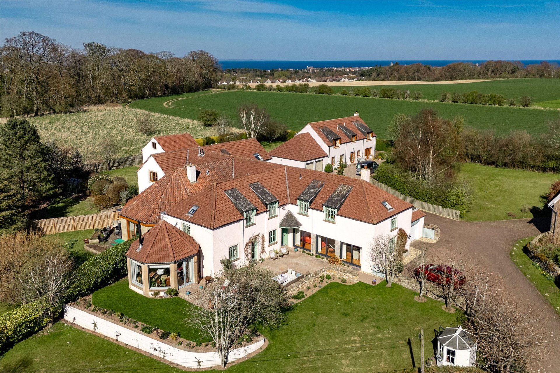 1 Lumbo Farm Steadings, St. Andrews, Fife, KY16 8NS - Picture #45
