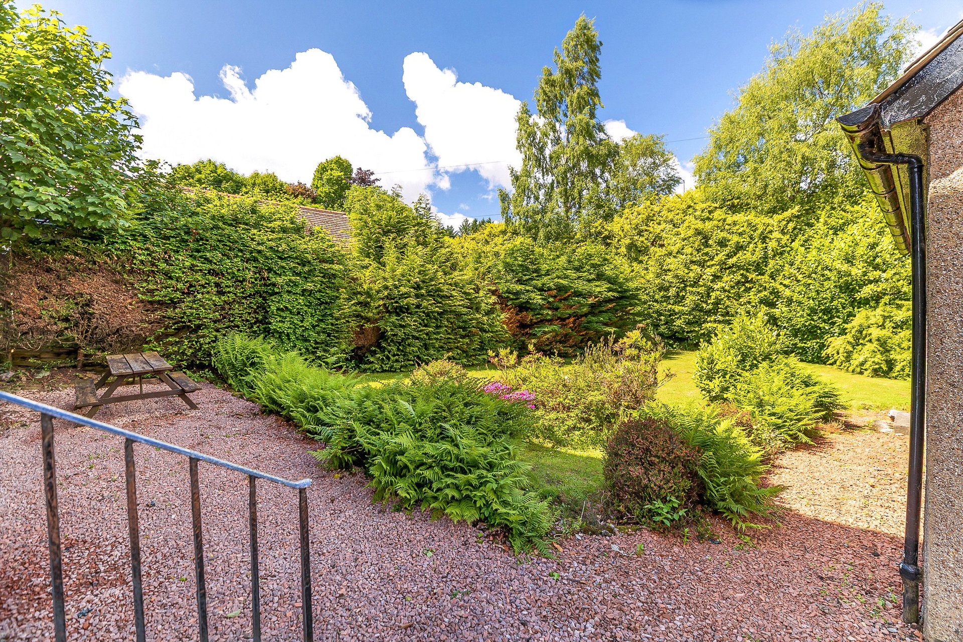 22 Sunningdale Avenue, Newton Mearns, Glasgow, East Renfrewshire, G77 5PD - Picture #32