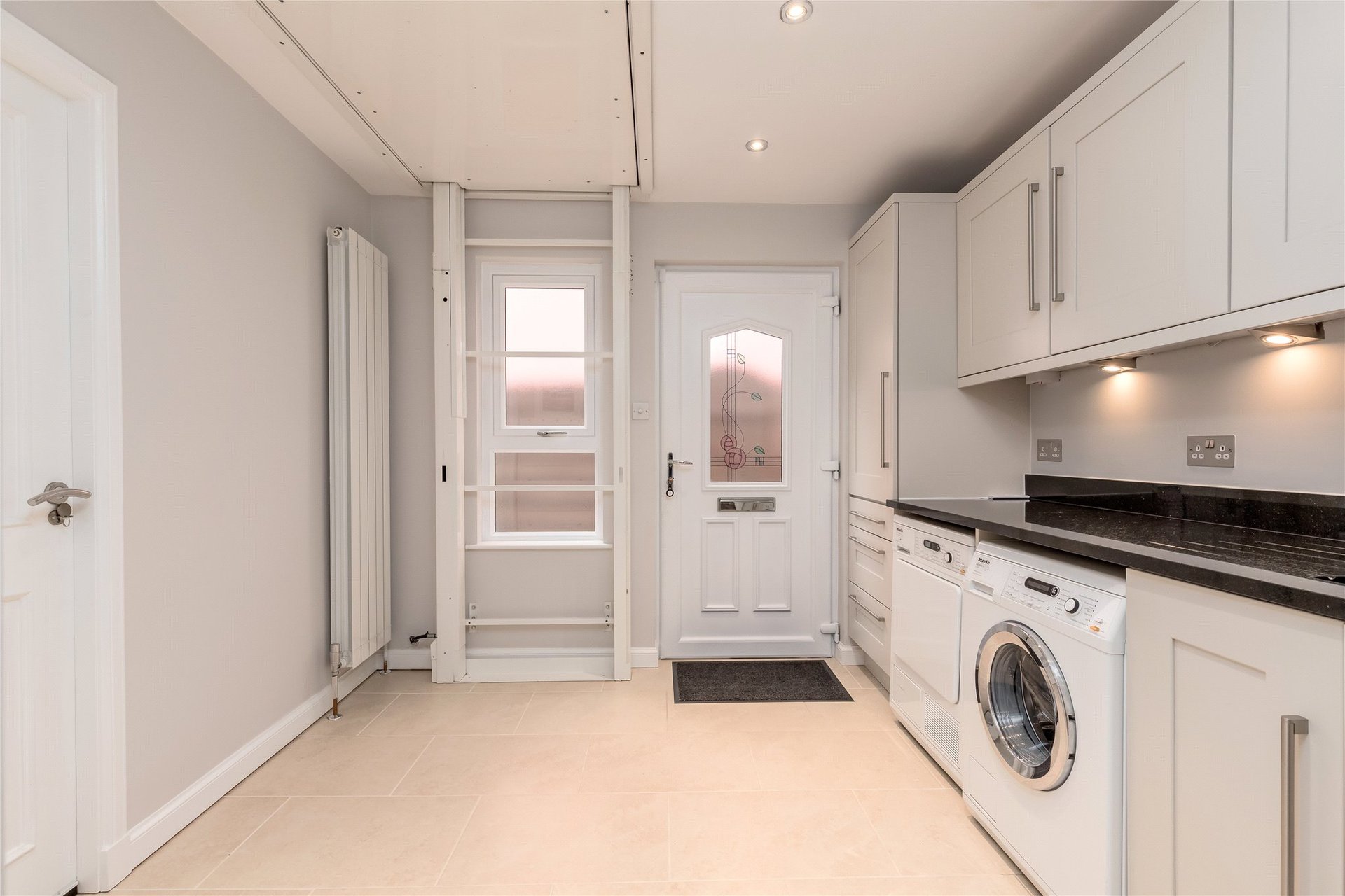 25 Avon Road, Cramond, Edinburgh, EH4 6RD - Picture #11