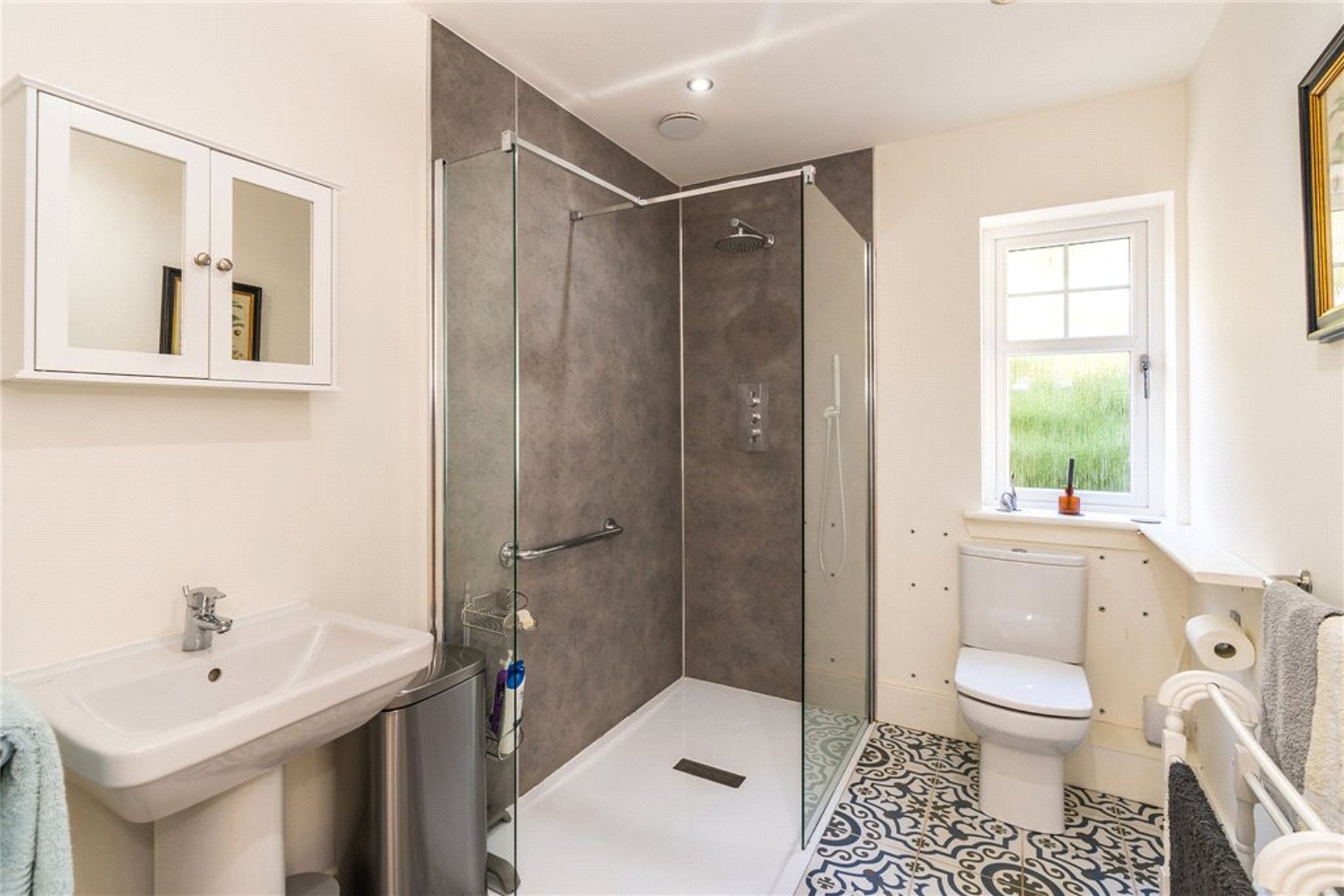 Bluegrass, Birdsmill, Broxburn, West Lothian, EH52 5PB - Picture #17