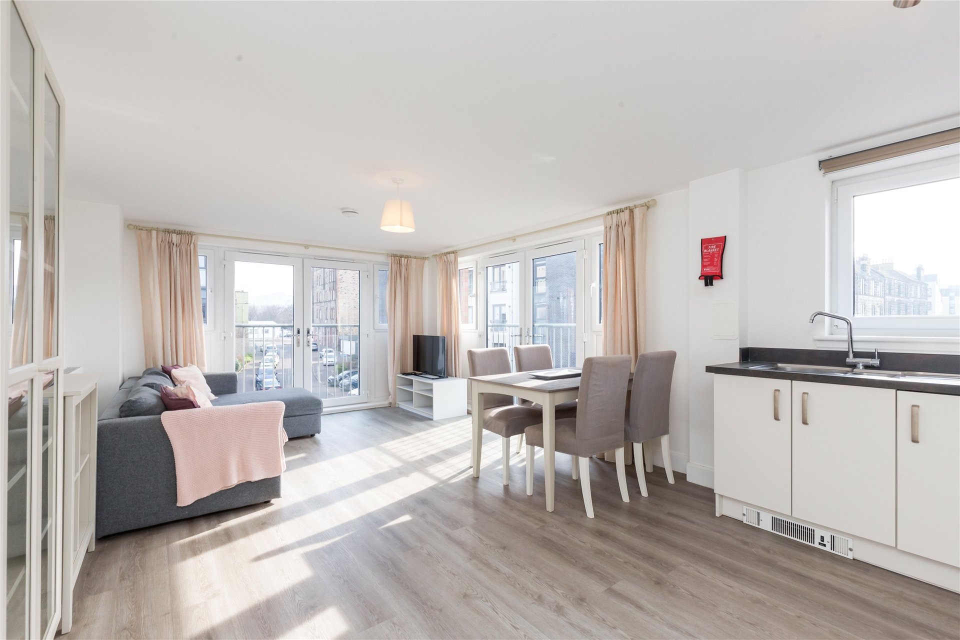 Flat 4, 18 Ashley Place, Edinburgh, Midlothian, EH6 5GB - Picture #3