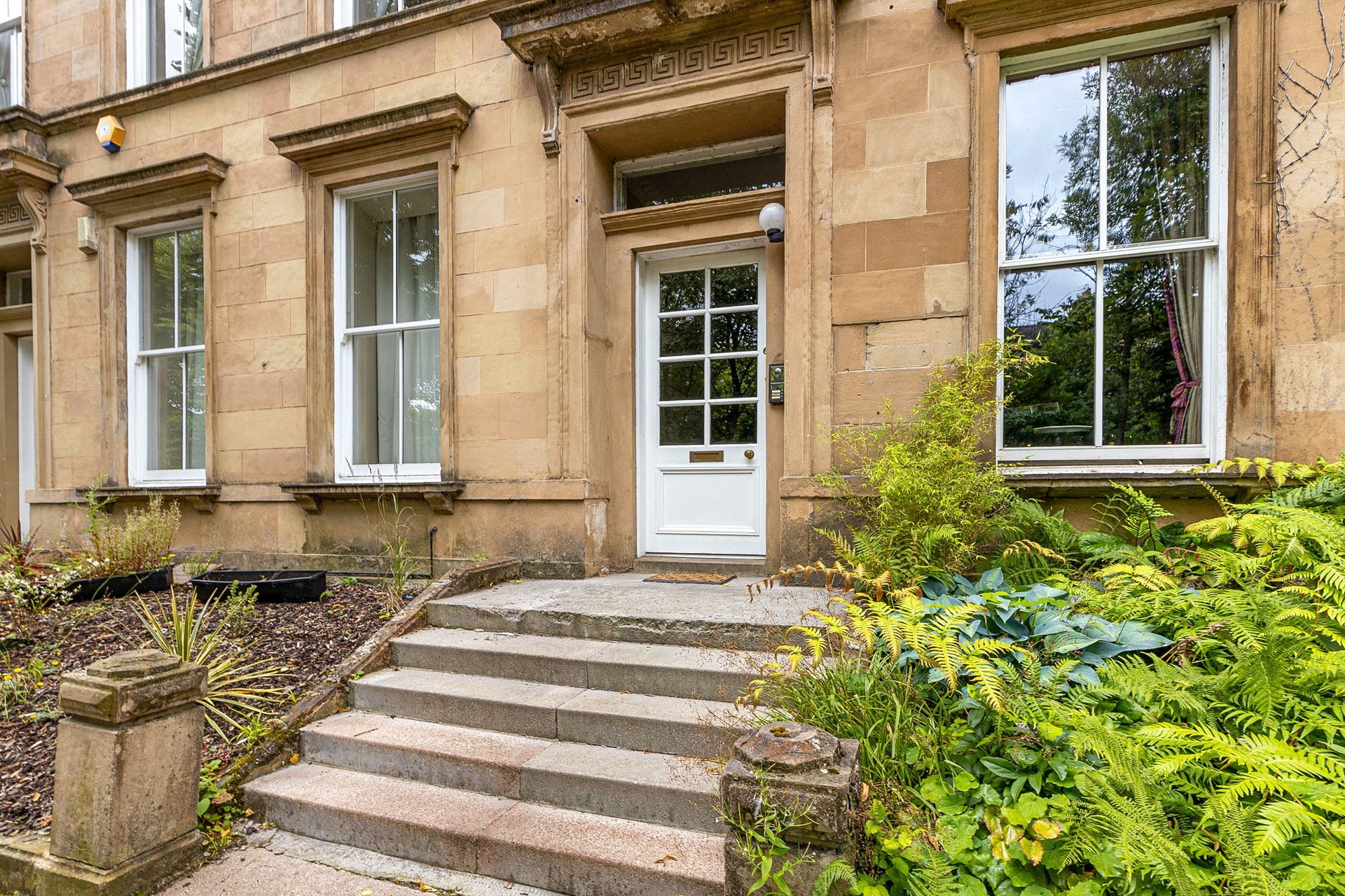 2nd Floor, 6 Belgrave Terrace, Dowanhill, Glasgow, G12 8JD - Picture #2