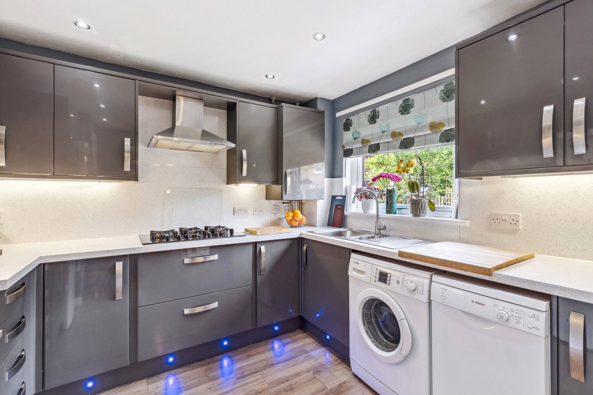 8 Foinaven Drive, Thornliebank, Glasgow, G46 8JA - Picture #6