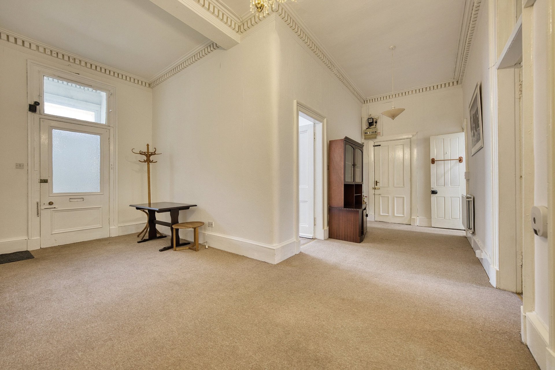 Main Door, 16 Oakfield Avenue, Hillhead, Glasgow, G12 8JE - Picture #2