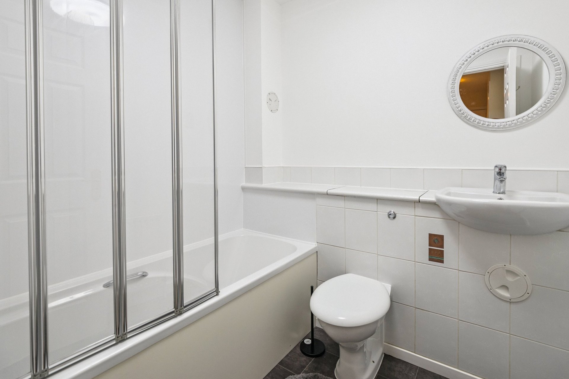 55 Burnvale Place, Livingston, West Lothian, EH54 6GD - Picture #10