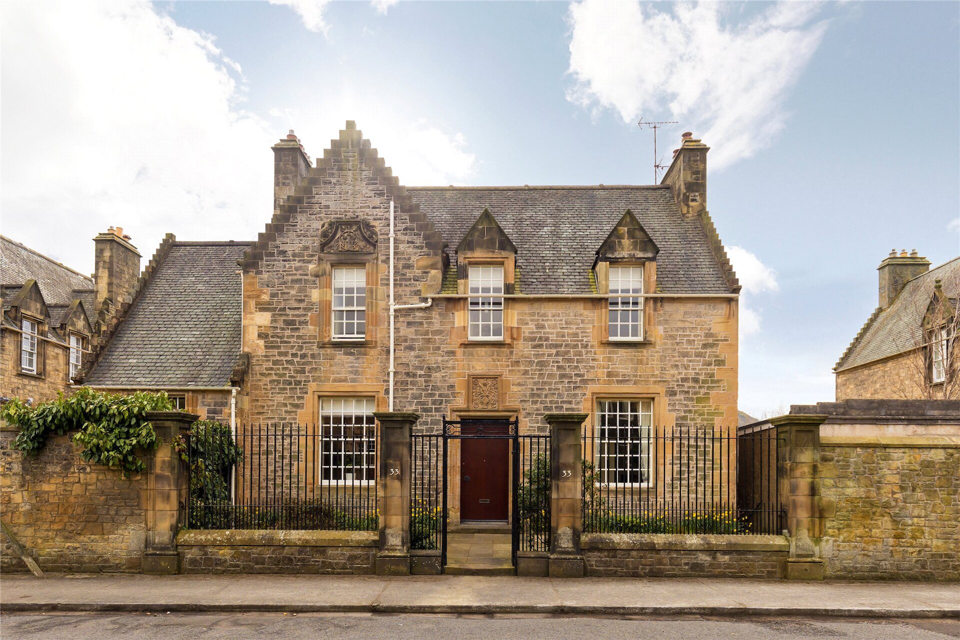 Seven Gables, 33 Mortonhall Road, Edinburgh, EH9 2HN - Picture #1