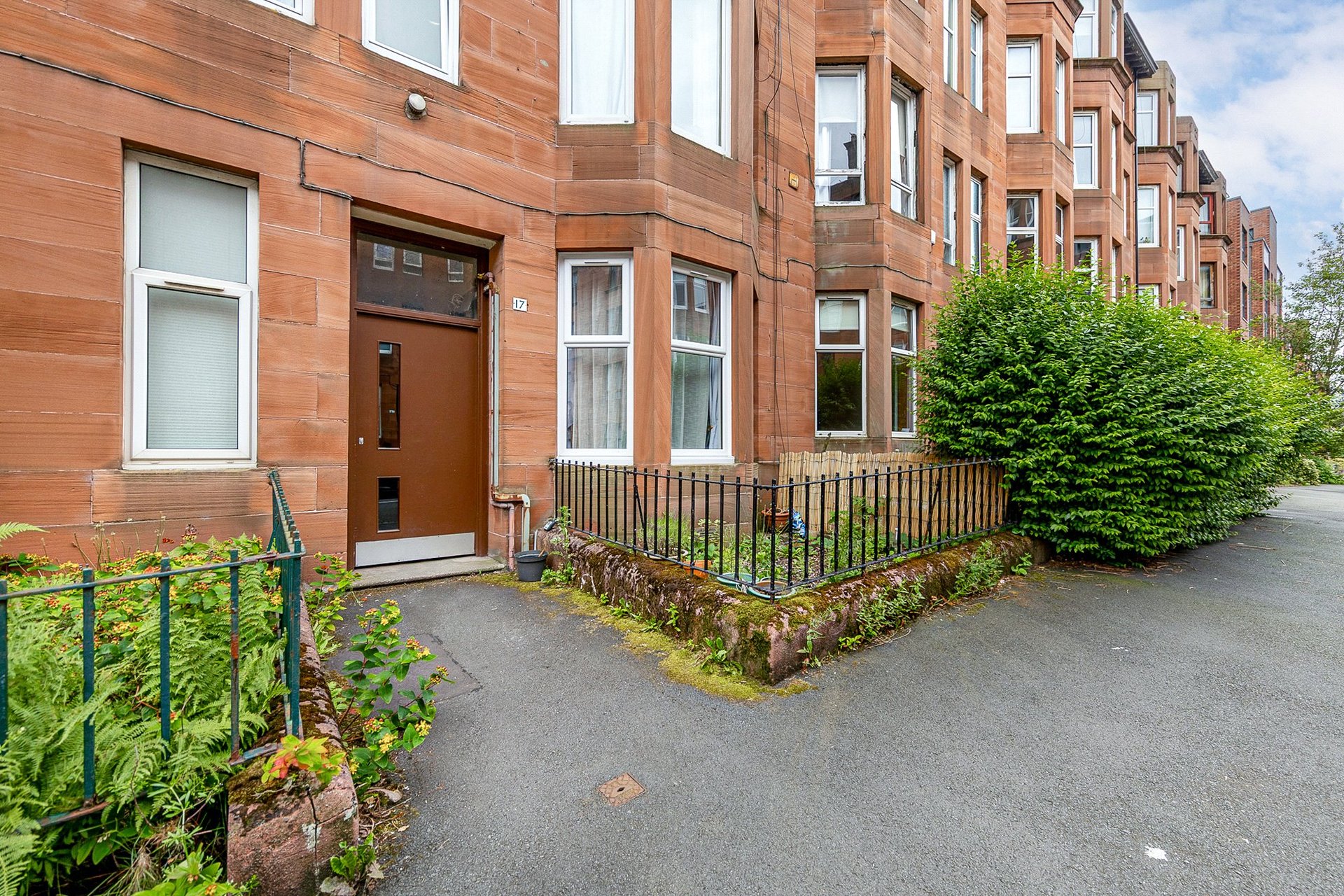 0/2, 17 Nairn Street, Yorkhill, Glasgow, G3 8SE - Picture #2