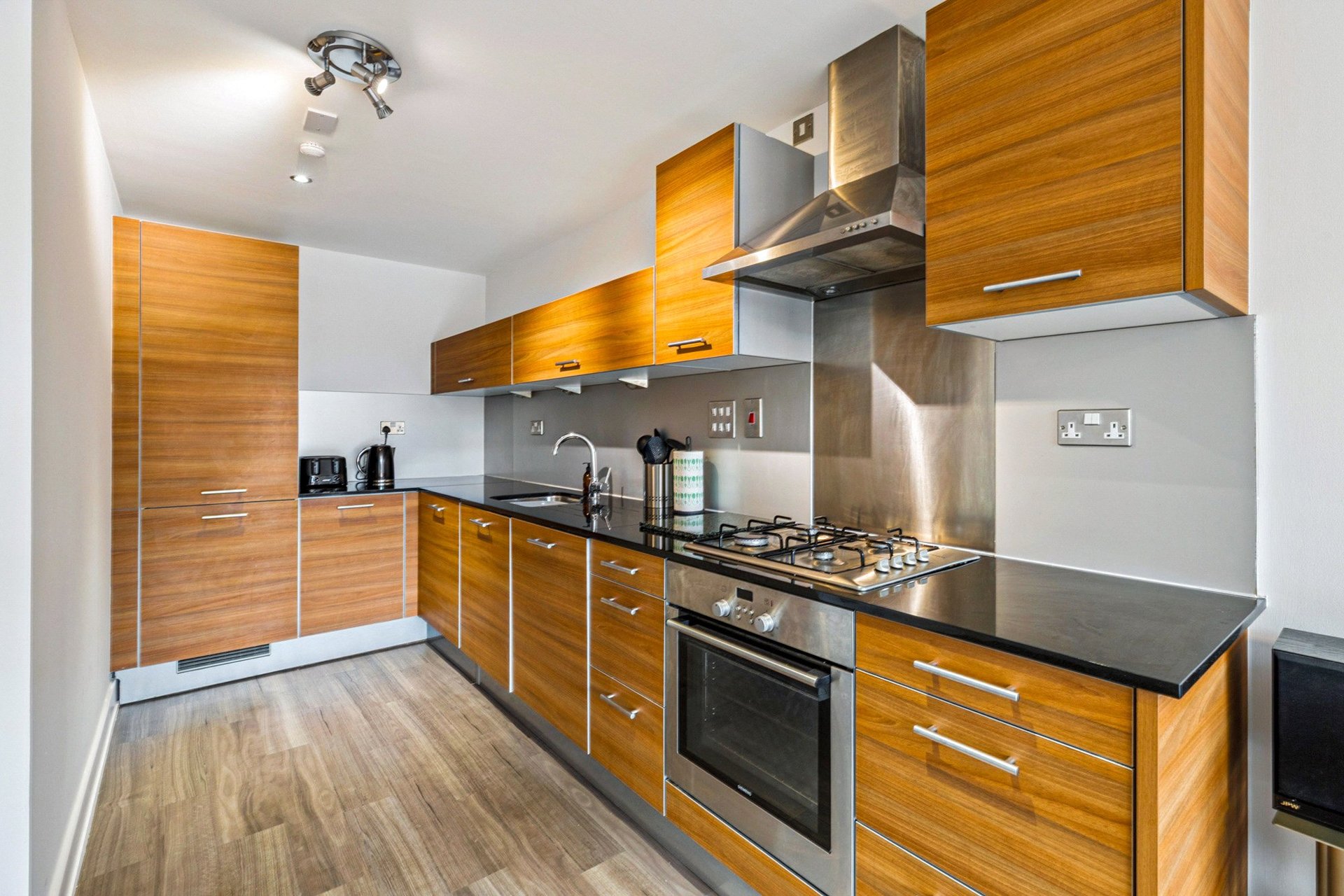 Flat 8/2 McIntyre & Hogg, 120 Ingram Street, Merchant City, Glasgow City, G1 1EJ - Picture #6