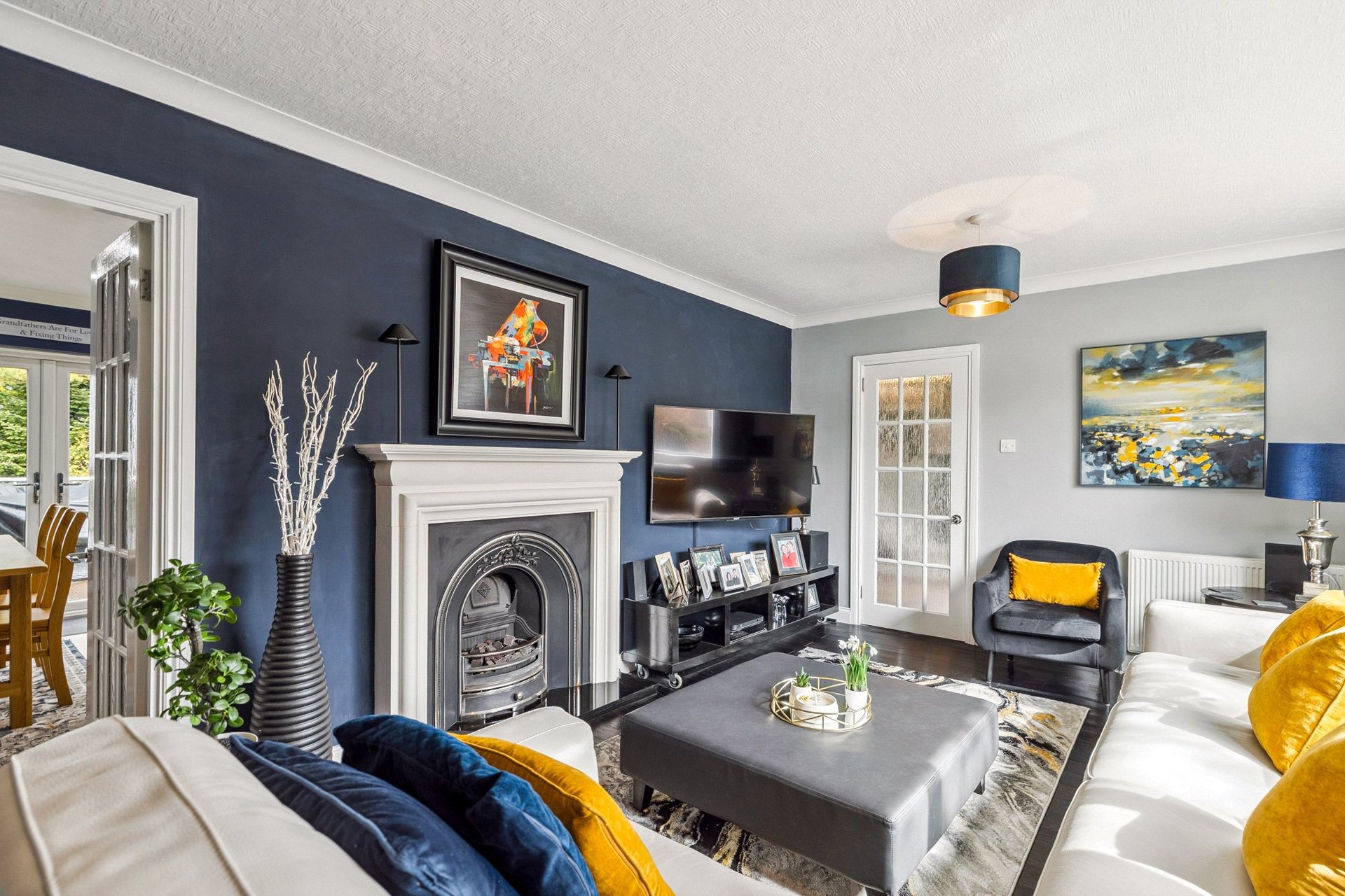 21 Lynn Drive, Eaglesham, Glasgow, East Renfrewshire, G76 0JJ - Picture #8