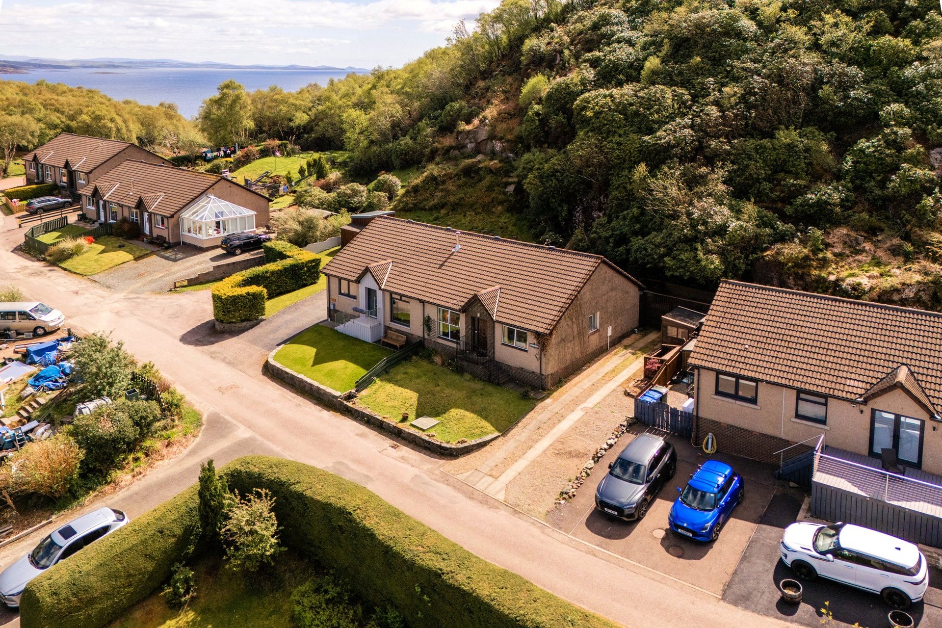 Windyedge, 15 Mealdarroch, Tarbert, Argyll and Bute, PA29 6YW - Picture #2