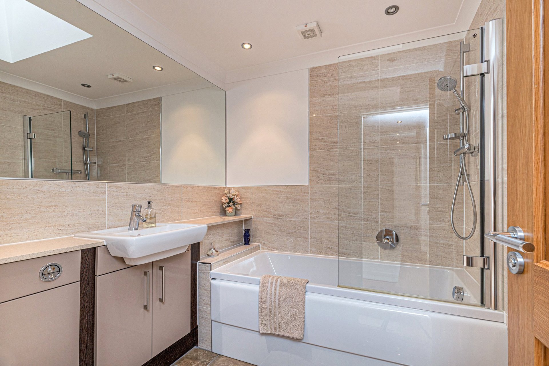 1/1 Dunrobin Gate, 91 Ayr Road, Newton Mearns, Glasgow, East Renfrewshire, G77 6QR - Picture #23