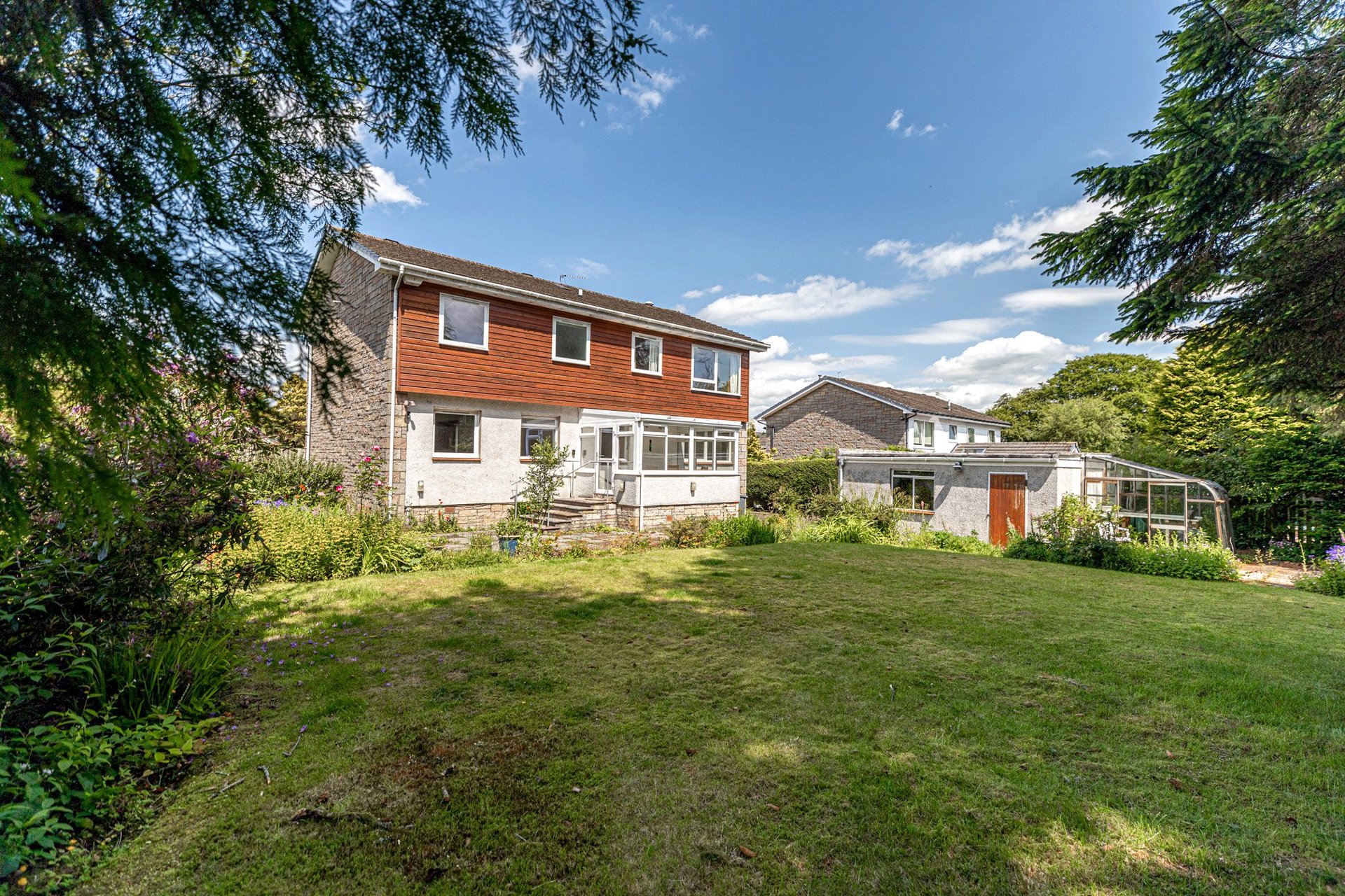 12 Seafield Avenue, Bearsden, G61 3LB - Picture #2