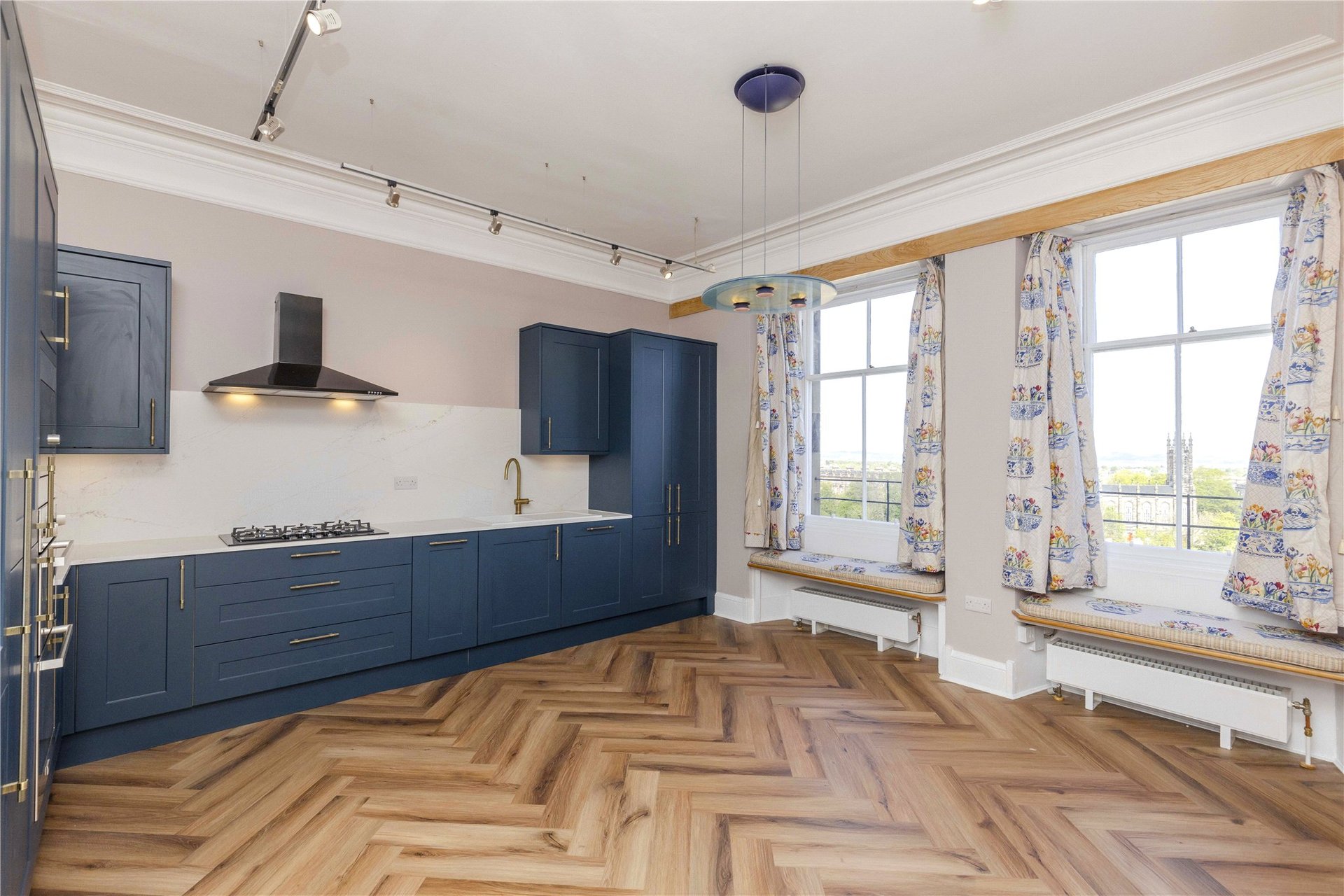 Flat 4 (3F), 30 Drumsheugh Gardens, Edinburgh, EH3 7RN - Picture #2