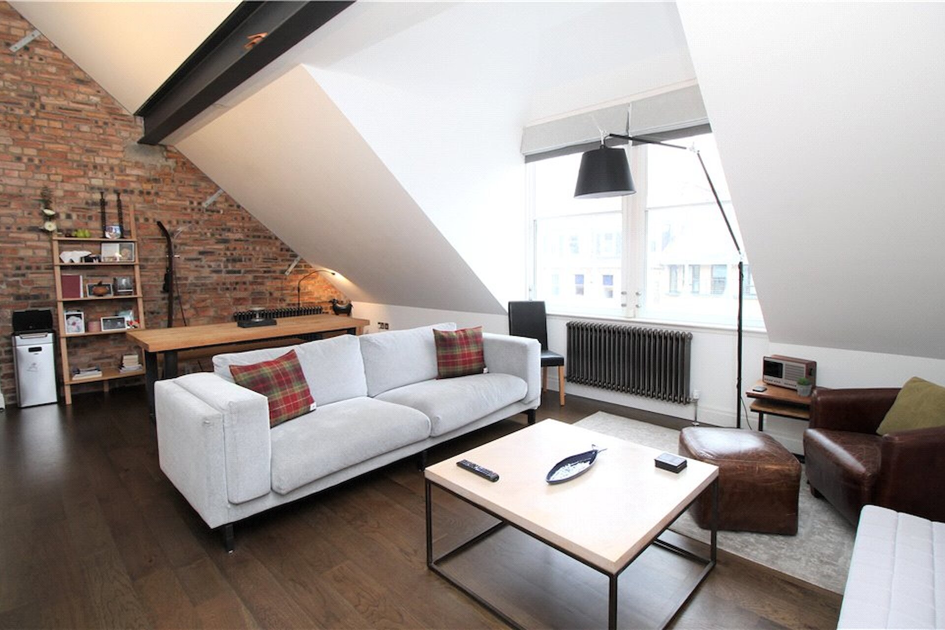Flat 6, 2 Castle Street, Edinburgh, EH2 3AT - Picture #1