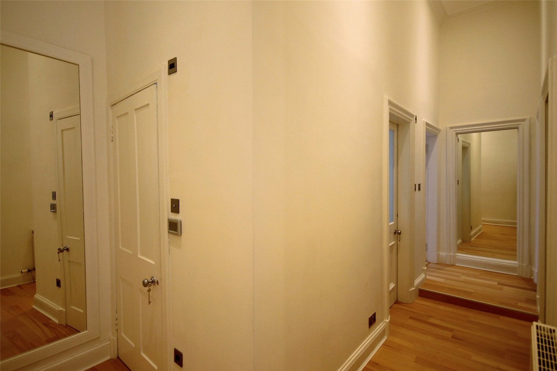 30 Hillside Street, Edinburgh, EH7 5HB - Picture #9