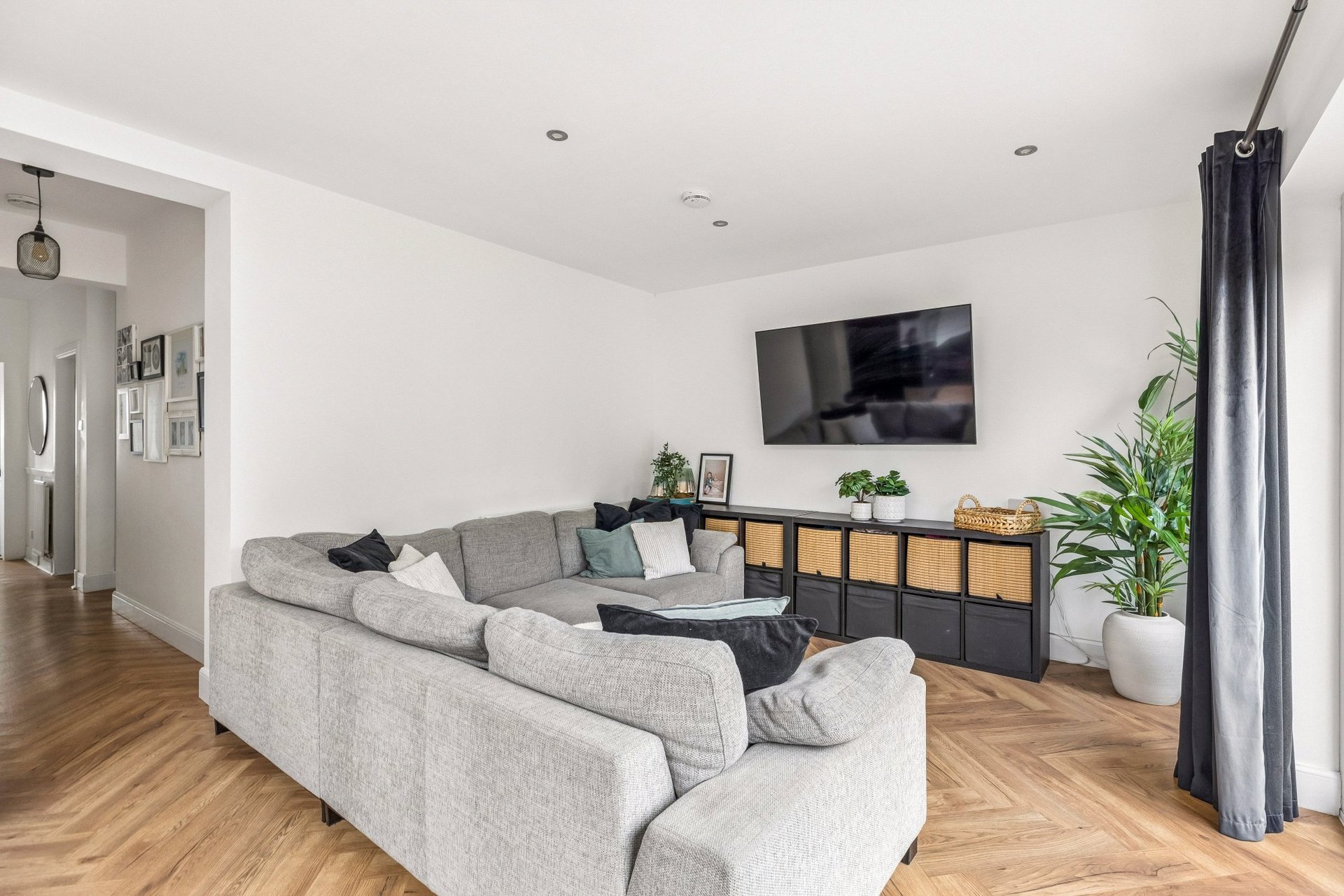 21 Whittliemuir Avenue, Muirend, Glasgow, G44 3HU - Picture #5