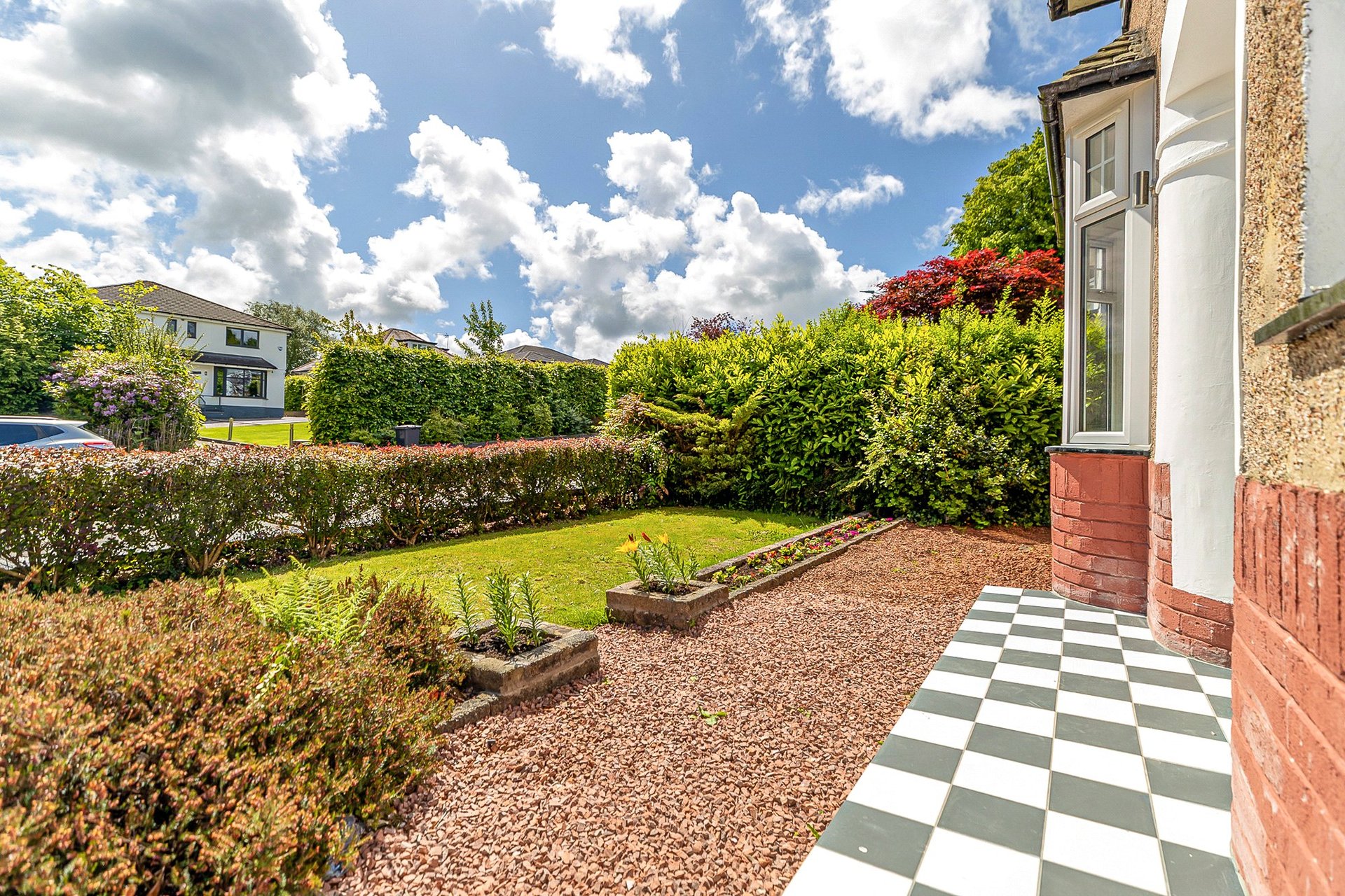22 Sunningdale Avenue, Newton Mearns, Glasgow, East Renfrewshire, G77 5PD - Picture #2