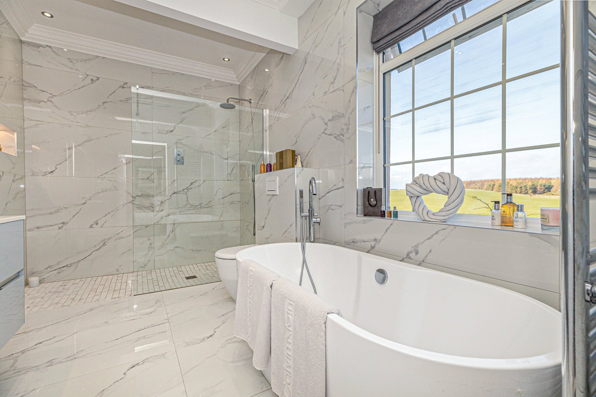 Braefoot House, Kittochside Road, Carmunnock, Glasgow, G76 9EP - Picture #23