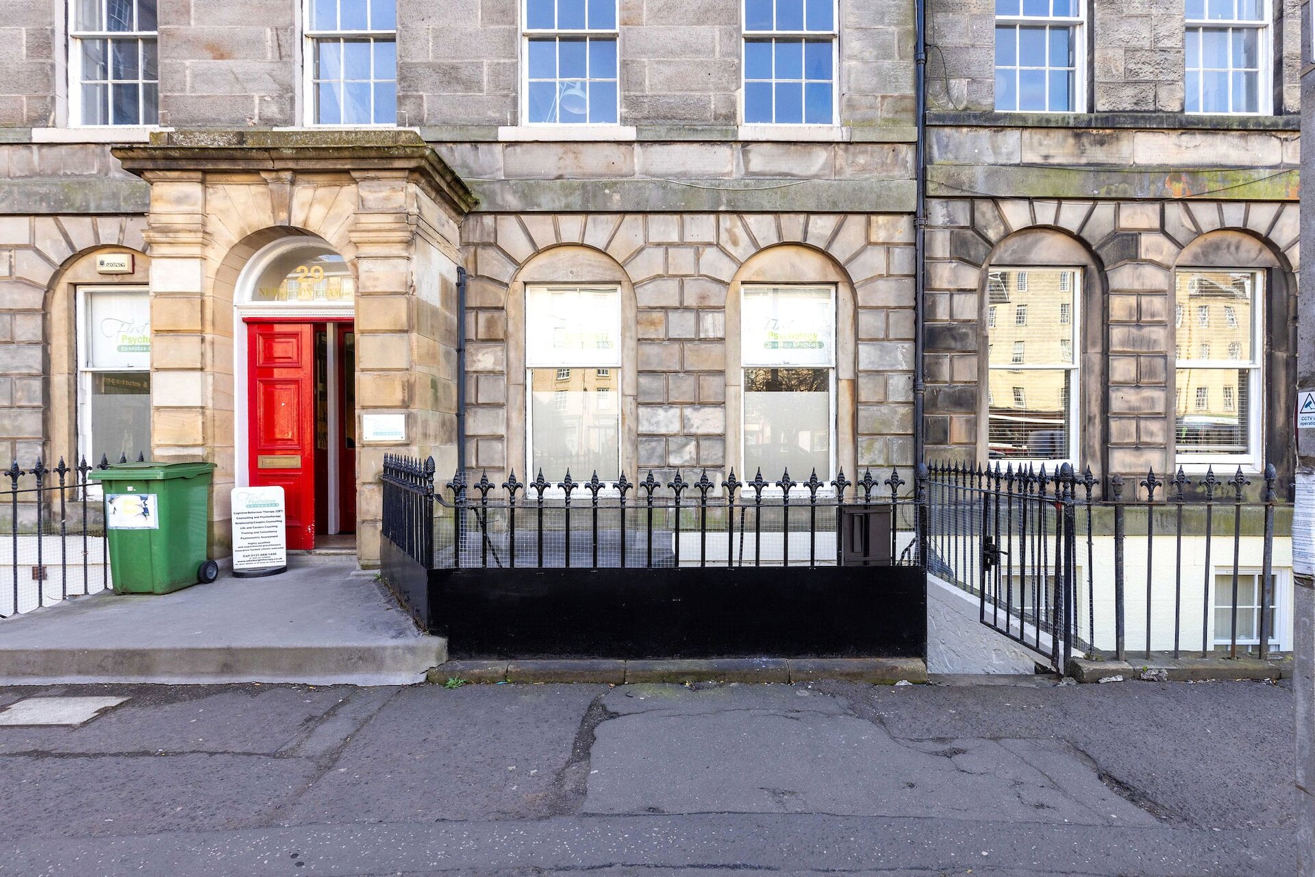 29A St Patrick Square, Edinburgh, EH8 9EY - Picture #1