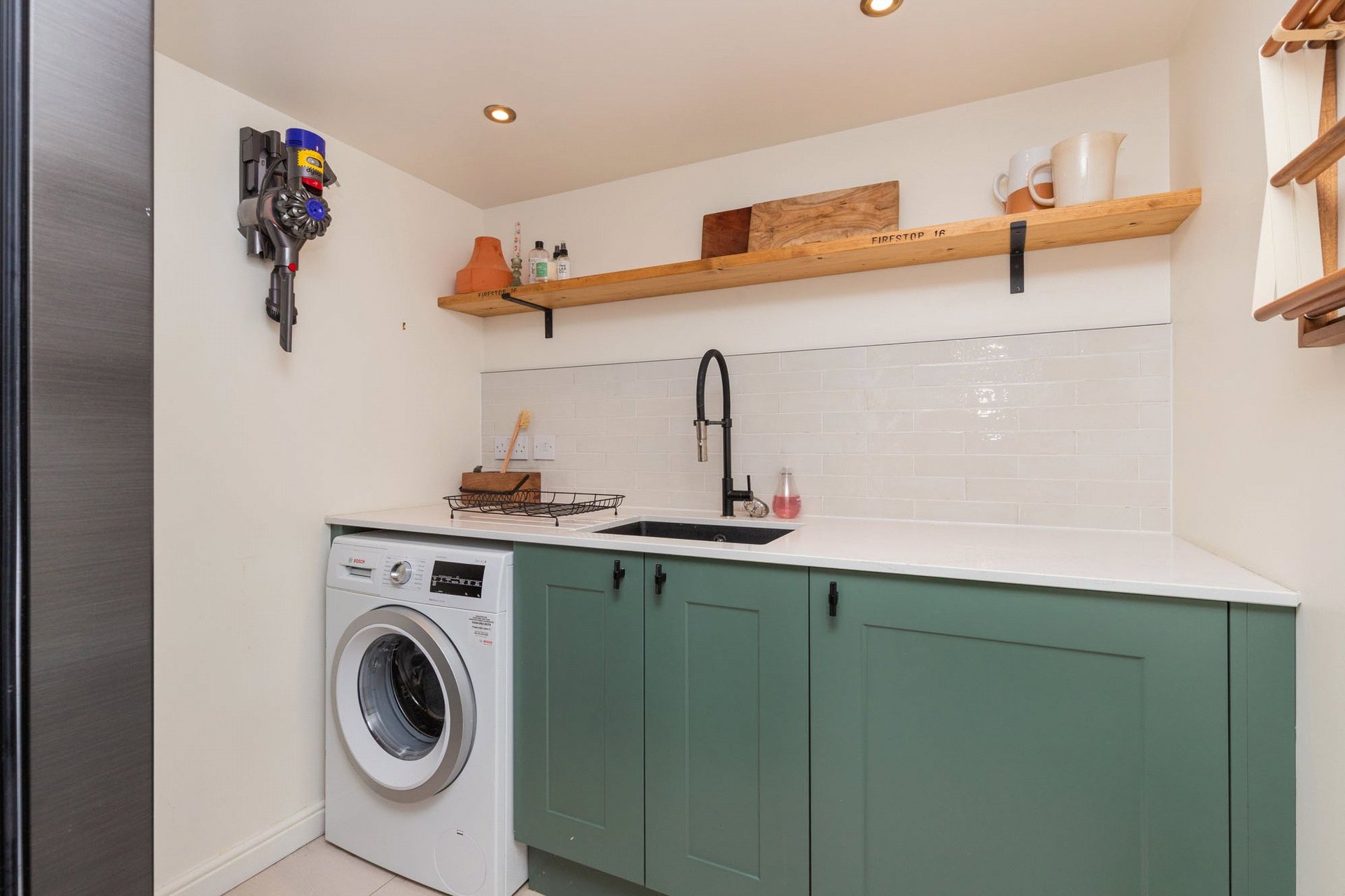 11 Queens Gate, Clarkston, Glasgow, G76 7HE - Picture #24